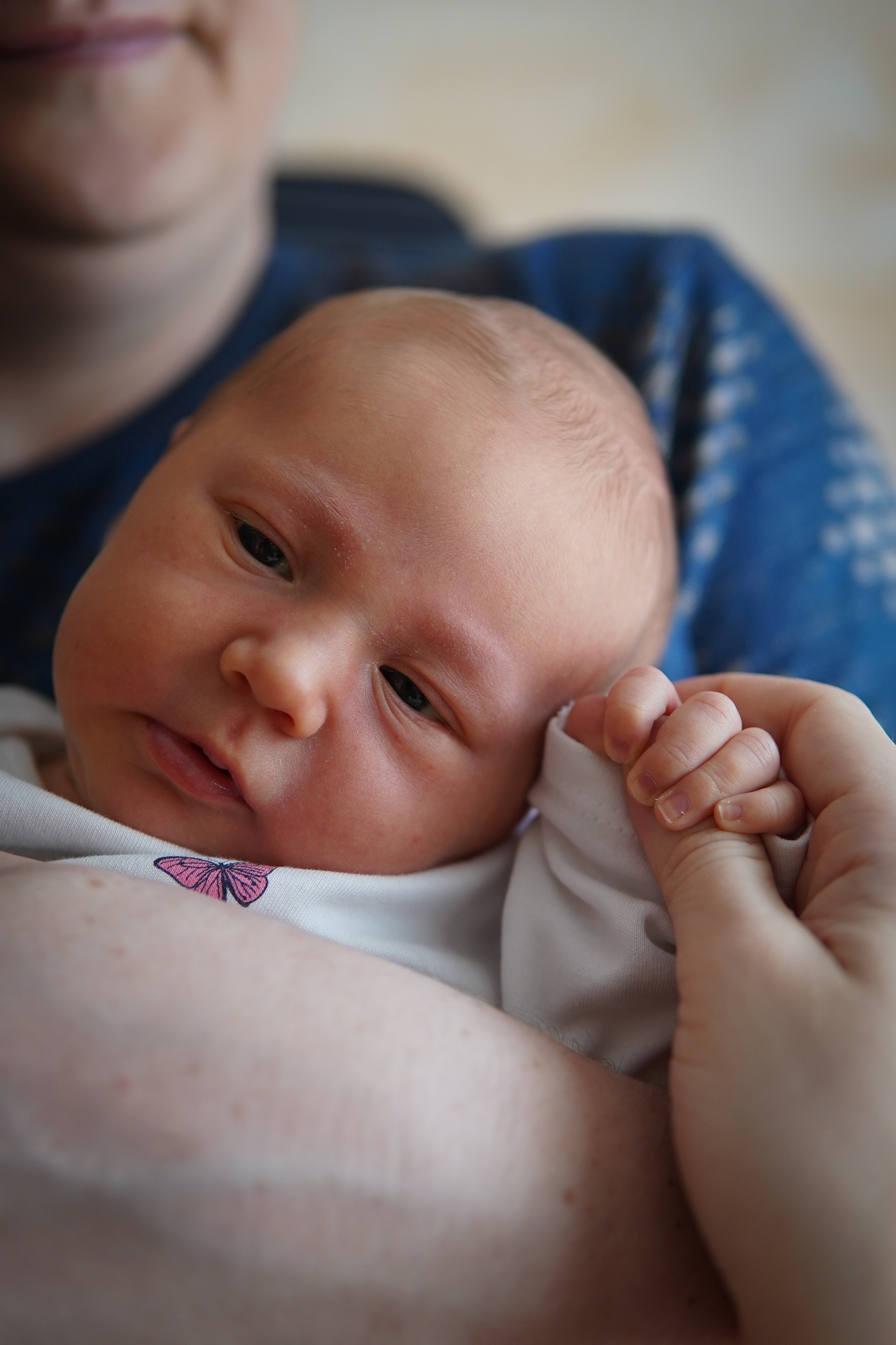 Съемка новорожденного с мамой. Фотограф Наталья Погодина в г. Обнинске