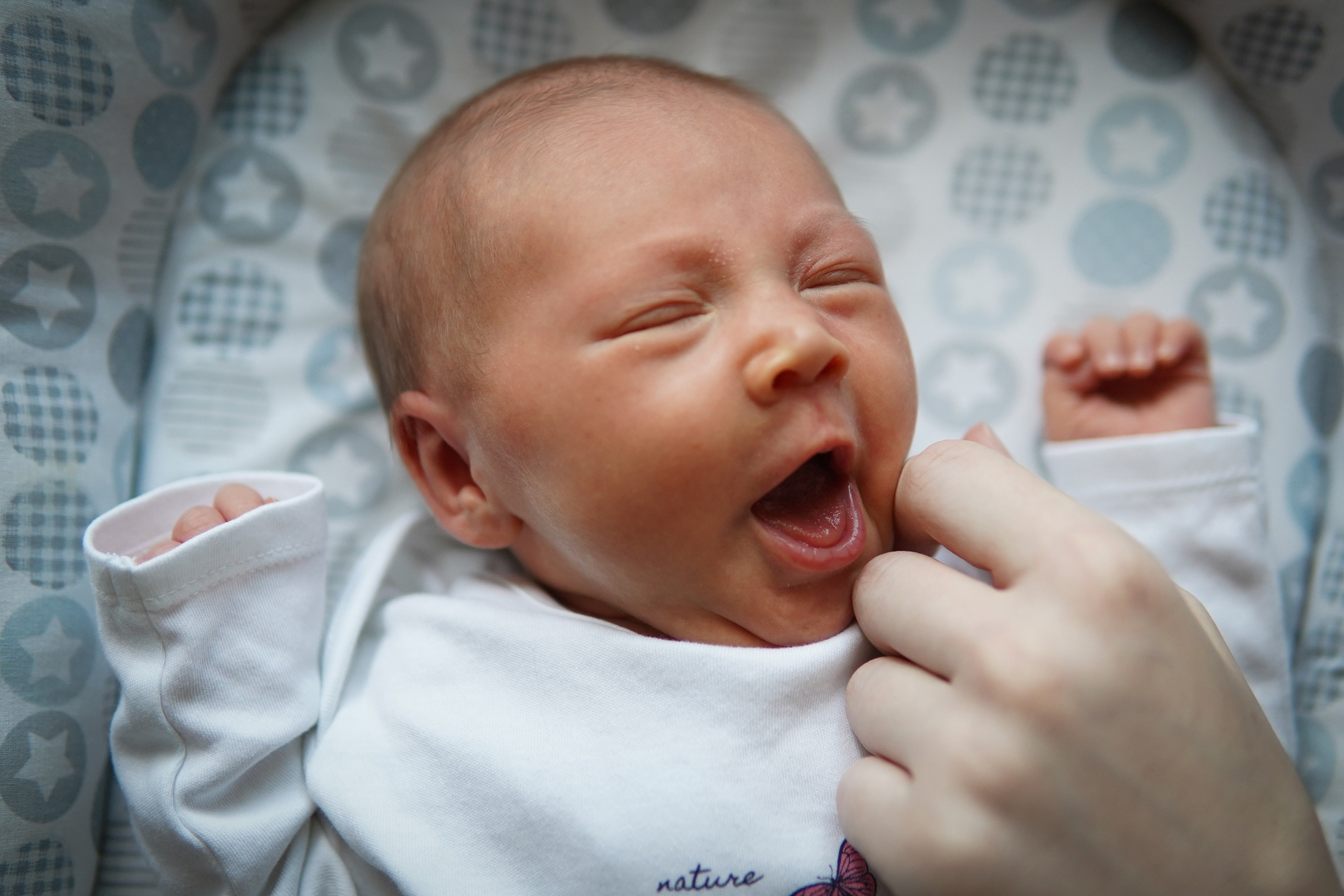 Съемка новорожденного с мамой. Фотограф Наталья Погодина в г. Обнинске