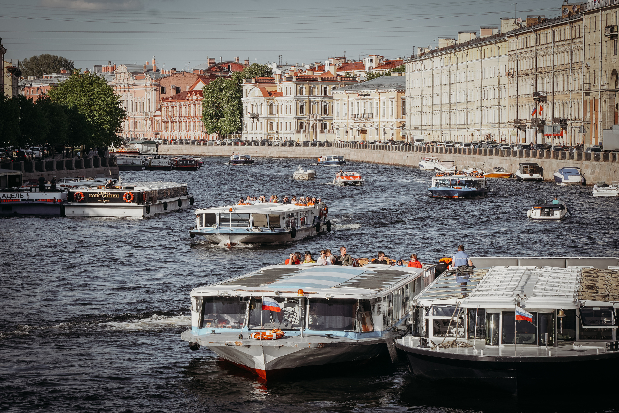 САНКТ-ПЕТЕРБУРГ. Май 2022. Фотограф Наталья Погодина в г. Обнинске