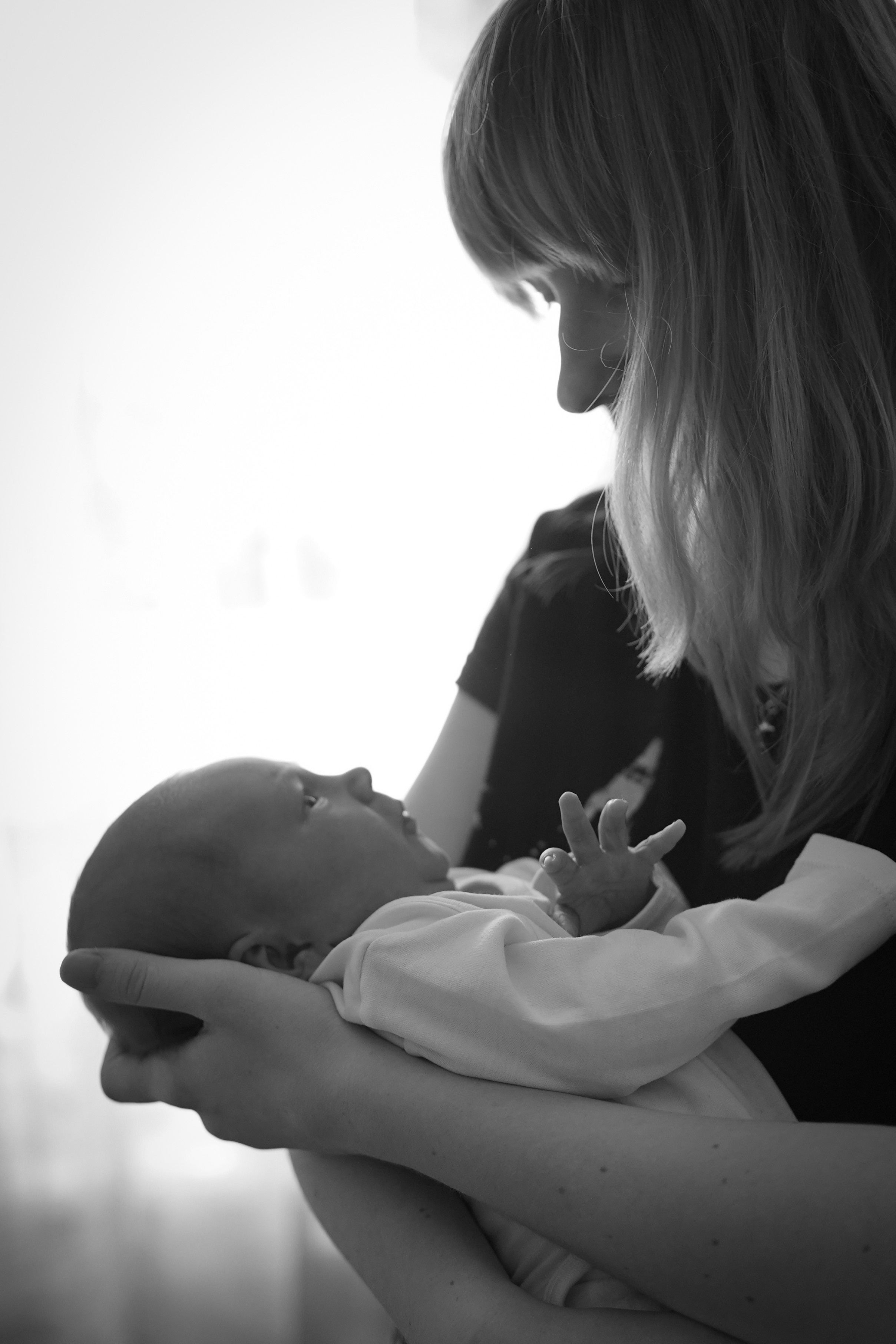 Съемка новорожденного с мамой. Фотограф Наталья Погодина в г. Обнинске