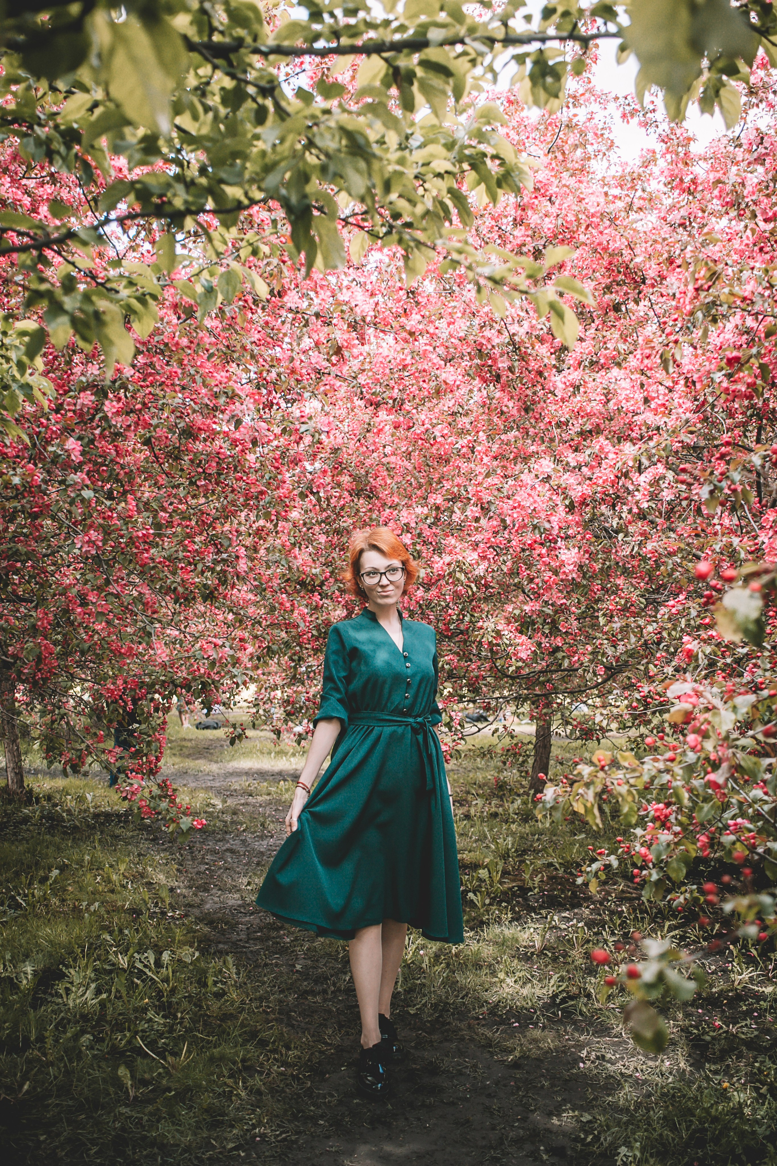 фотосессия в цветении Москва сакура, фотосессия в цветущих яблонях Москва, весенняя фотосессия в Москве, девушка в цветущем саду Москва, Катерина Сысуева, Екатерина Сысуева, rina_sphoto, фотограф в Москве
