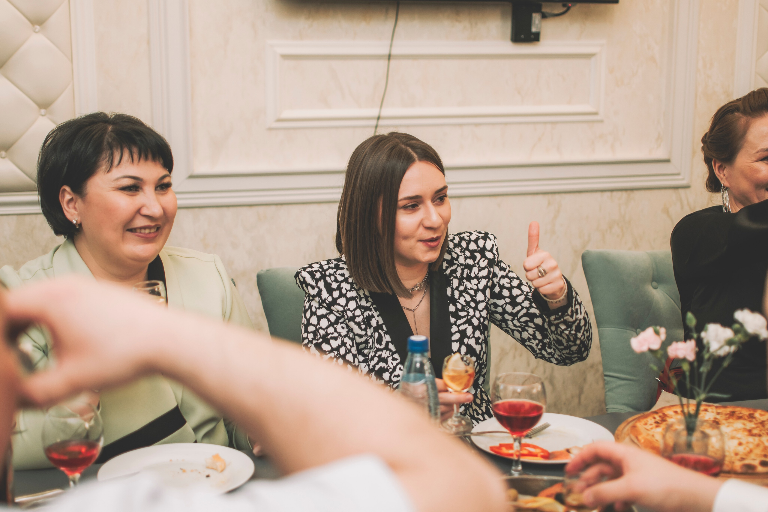 26.04.2025 (Фотосессия, роспись в Онии + фото с банкета). Семейный и свадебный фотограф Губкинский и Ставрополь