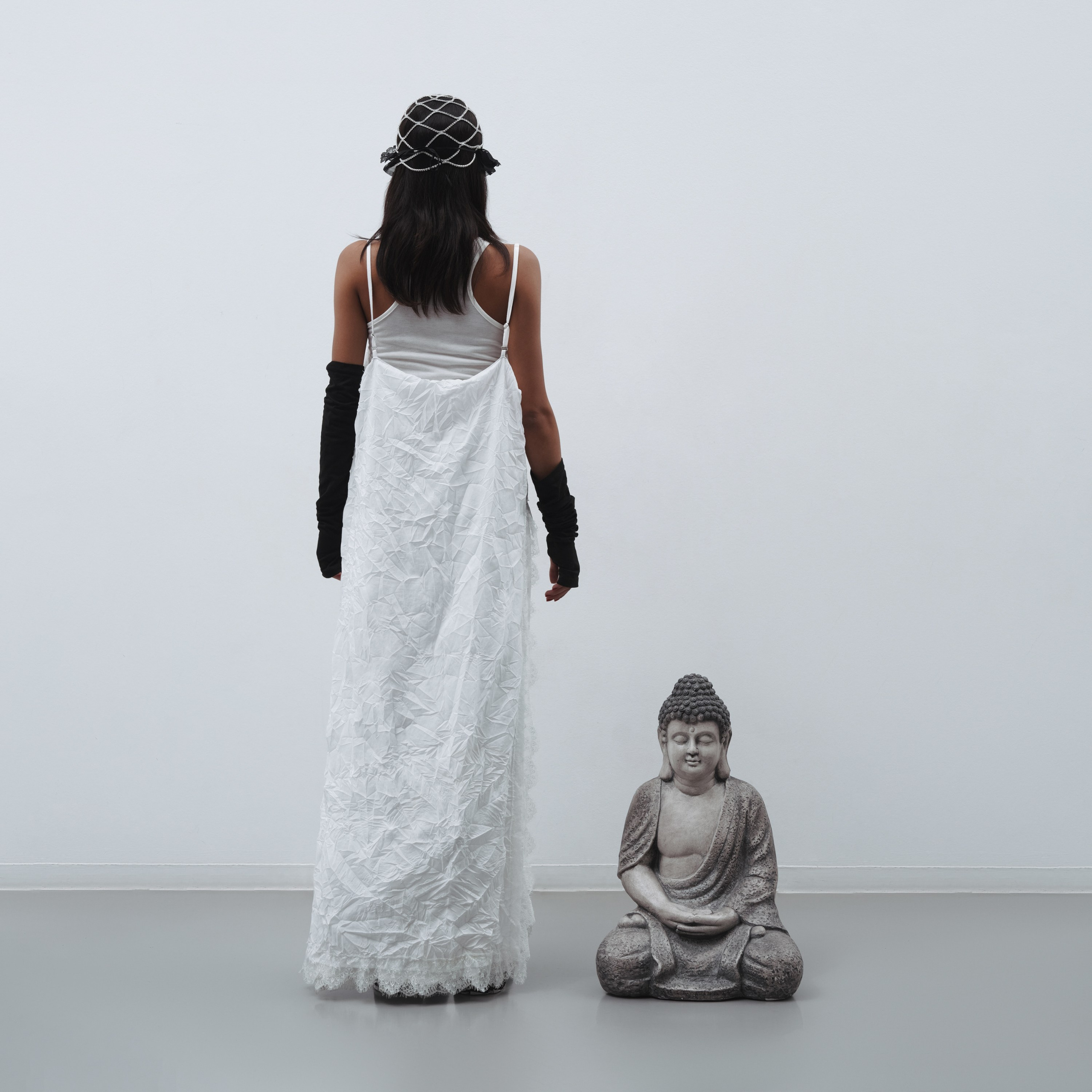 LOT «N’9». CRAZY.RENTT — Уникальная одежда в единственном экземпляре