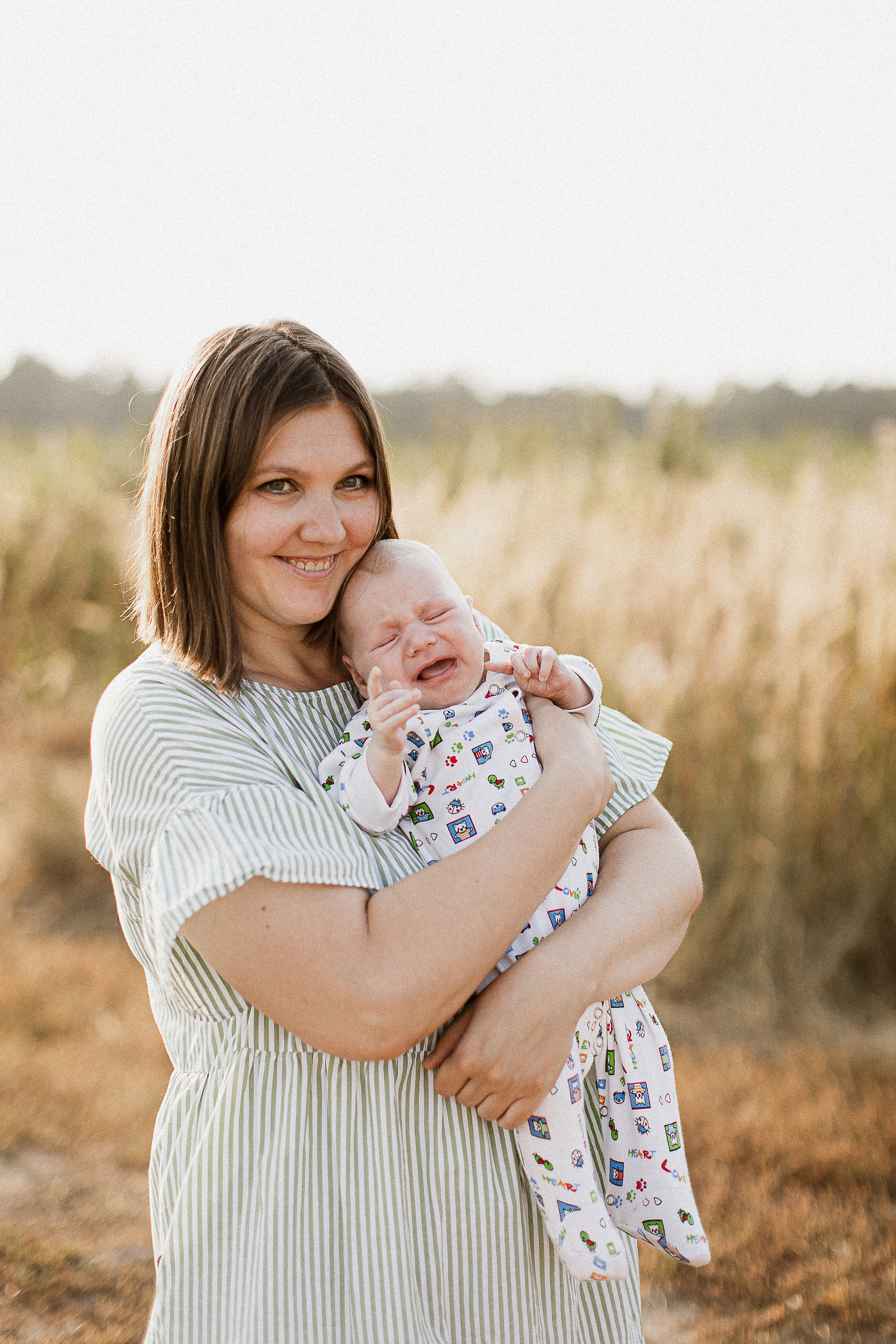 Вика, Ваня, Максим, Саша и кузнечик. Your story in photos