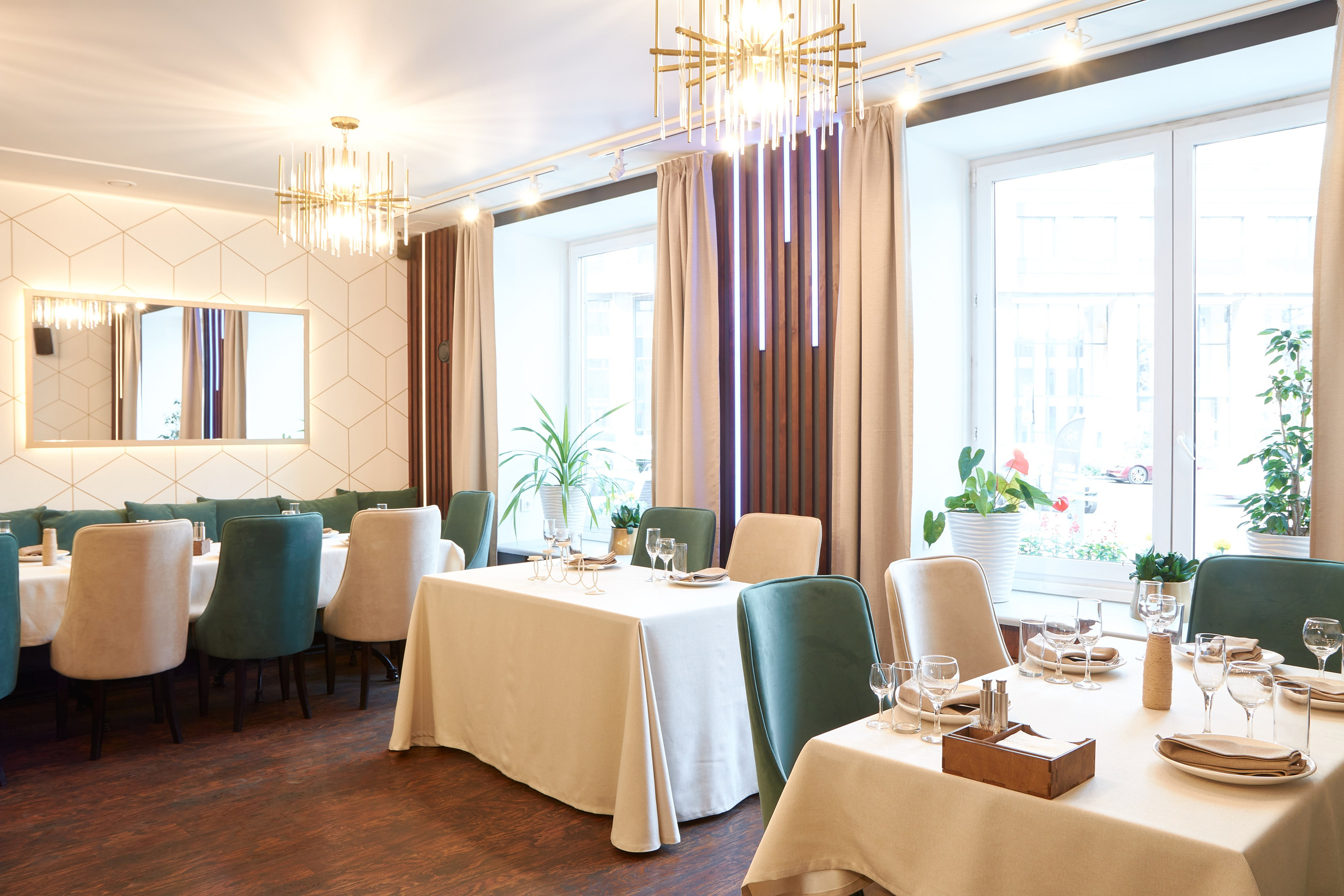 Интерьерная съёмка для кафе и ресторанов. Предметный и репортажный фотограф Алексей Кротов