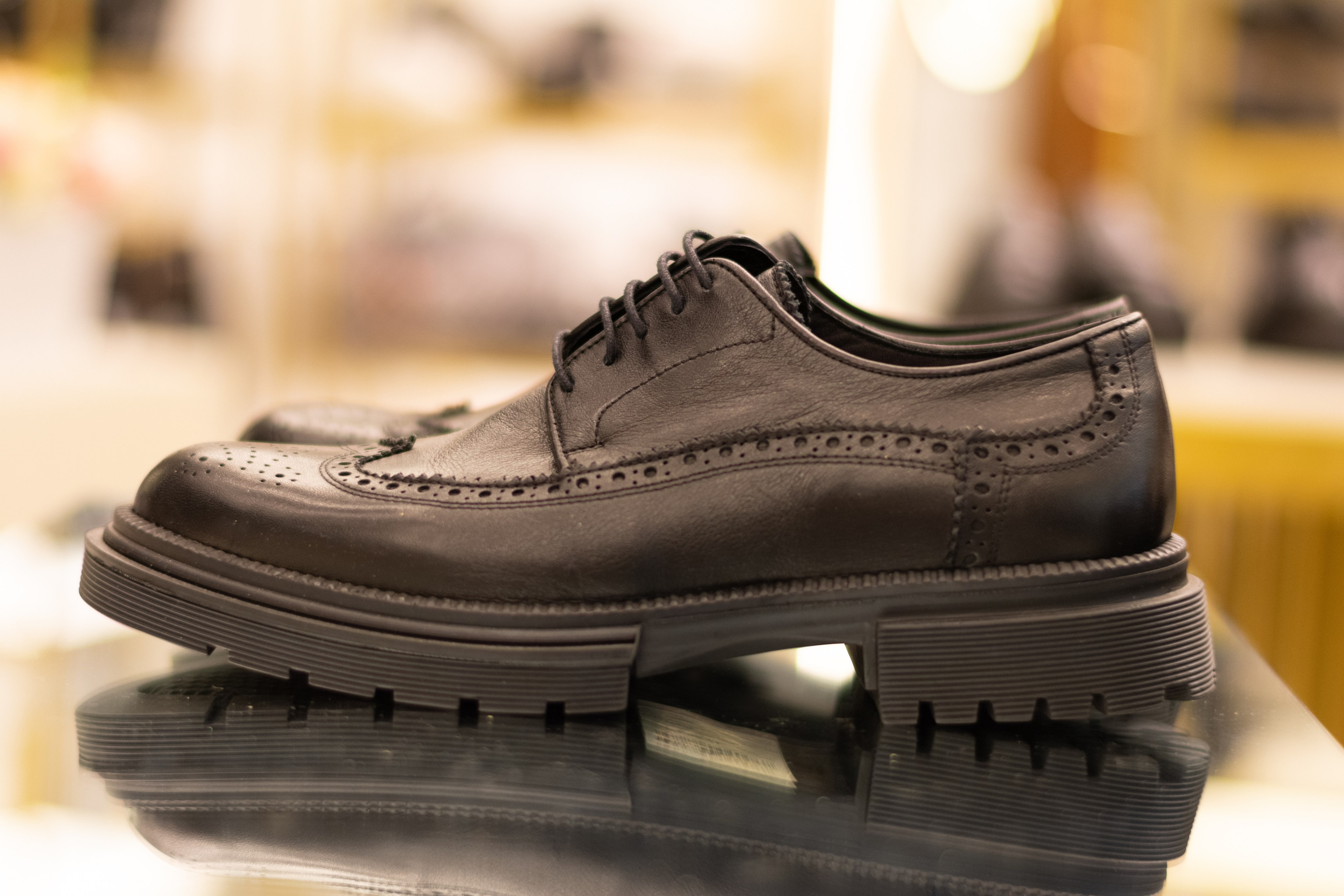 Для организаций. Предметная фотосессия для обувного магазина Capsula. Фотограф/видеограф Богдан Голованов