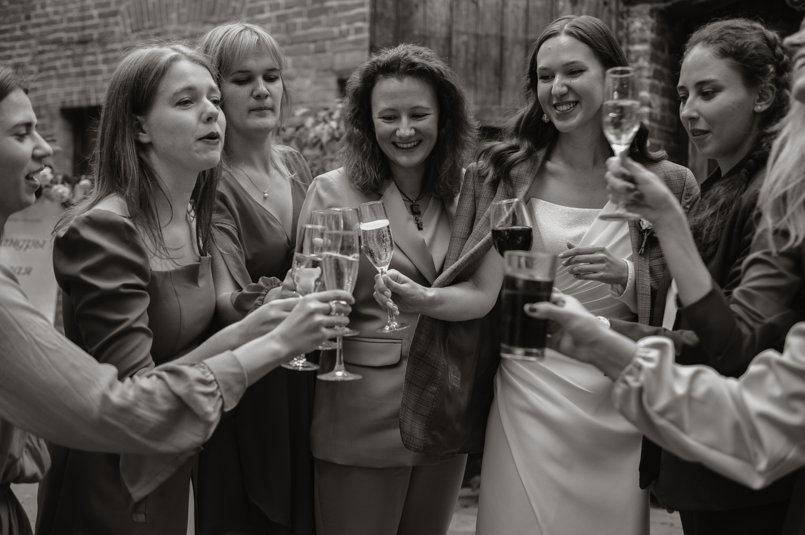 АЛЕКСАНДРА И НИКОЛАЙ