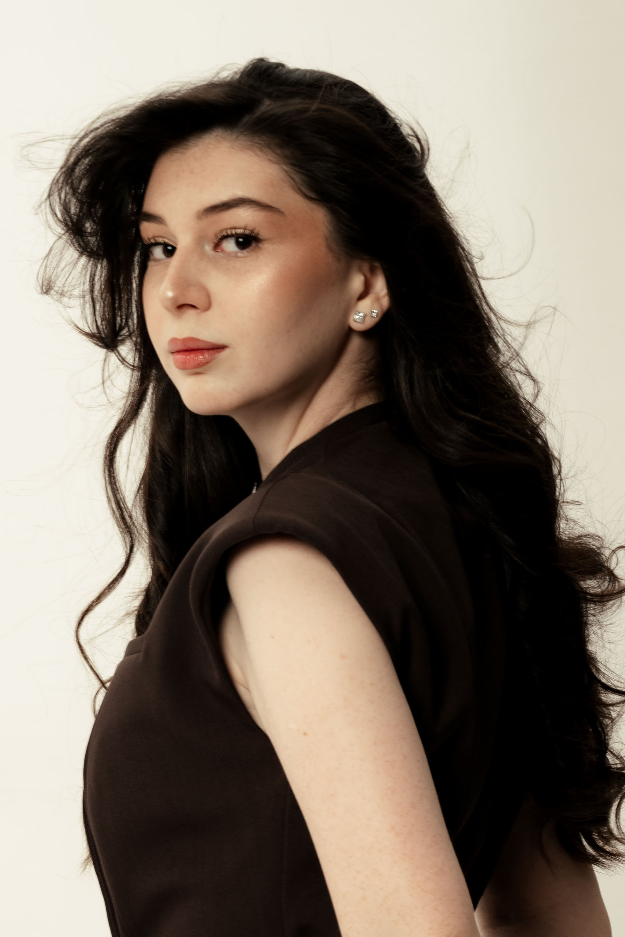 Женские портреты. Главная