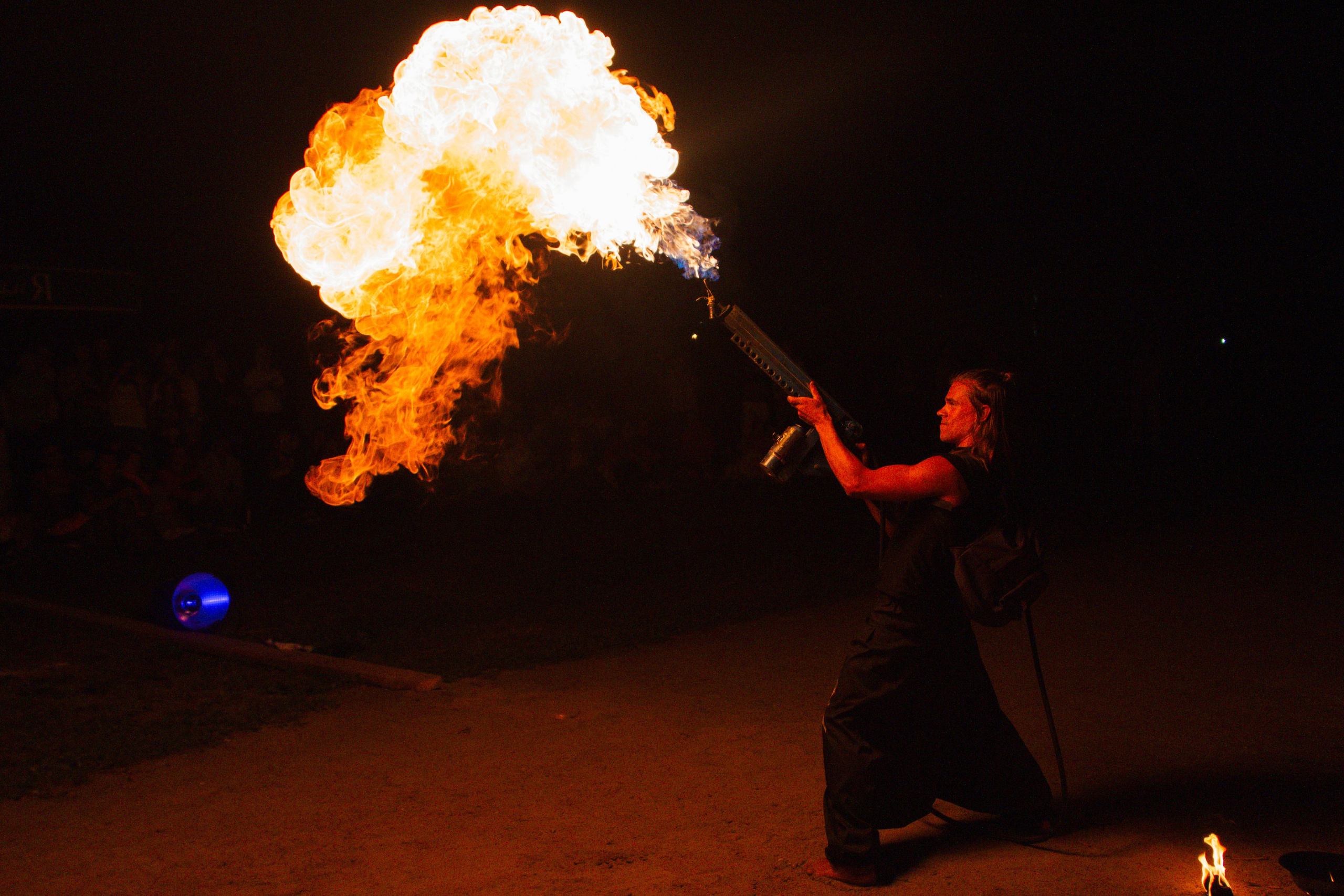 Ленинградская область (серия книг «Крым — Путь к Свободе»)». Репортажный фотограф во Всеволожске и Санкт-Петербурге Владимир Капустин