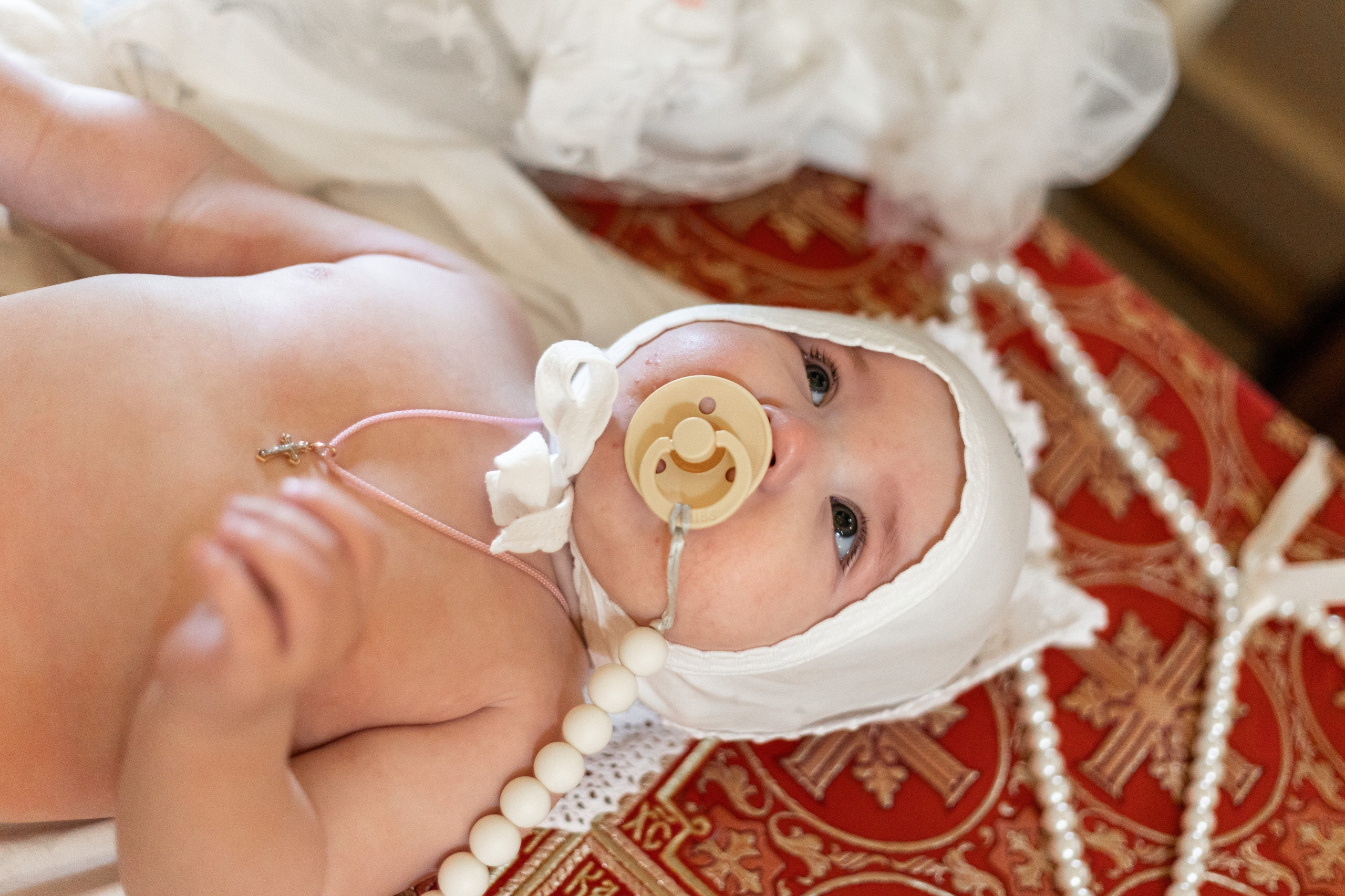 Крещение в Храме Веры, Надежды, Любови и матери их Софии. Профессиональный фотограф в Москве и Мо Мария Шантарёва