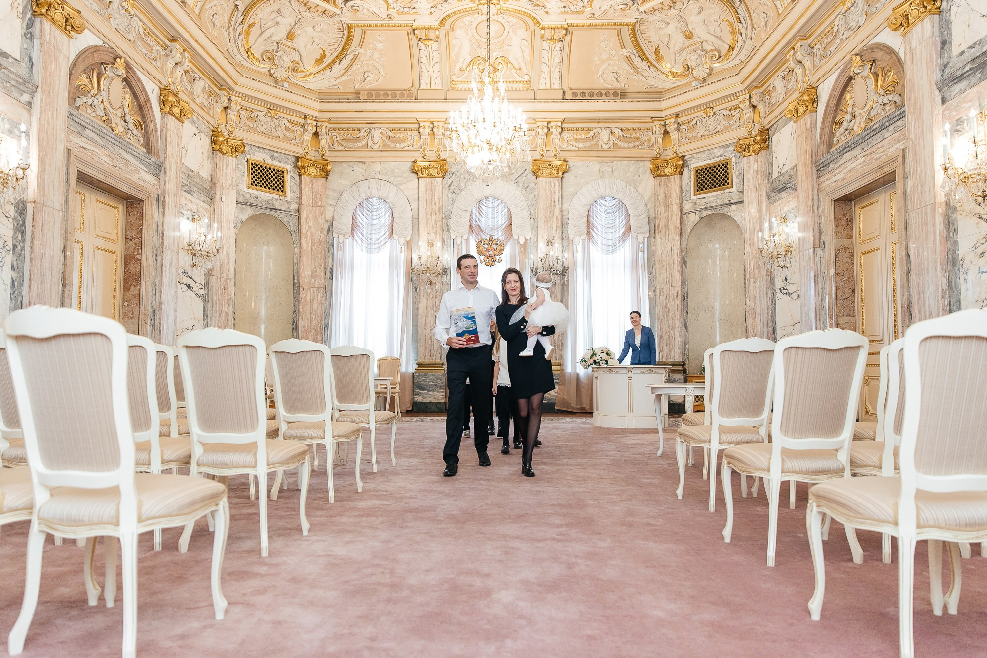 Дворец Малютки — Виктория (01.04.2023). Свадебный и семейный фотограф Крамар Наталья