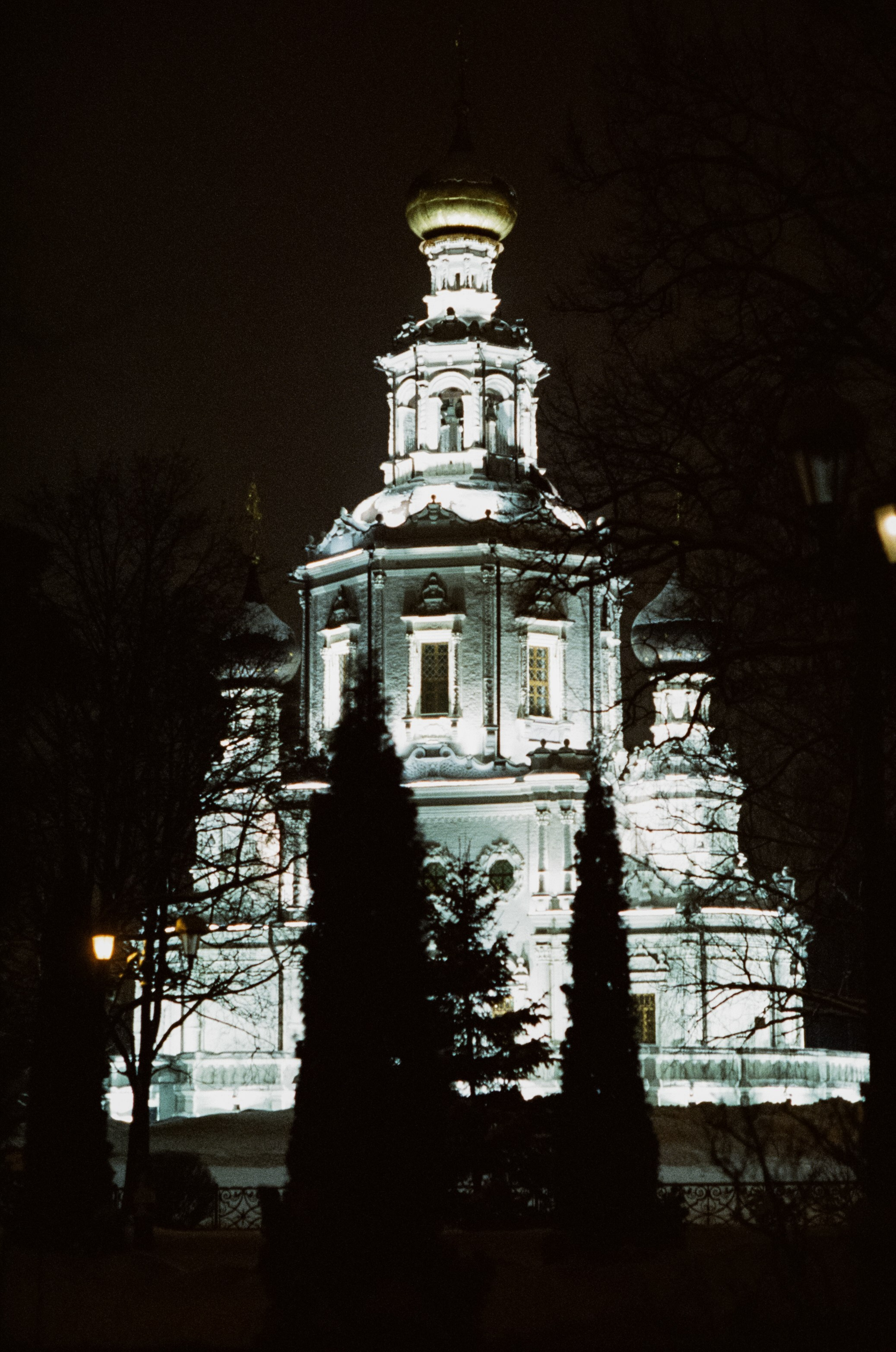 SFL 500T (Kodak Vision 3 500T) / Canon T80 / Canon FD 85 mm f1.2 L