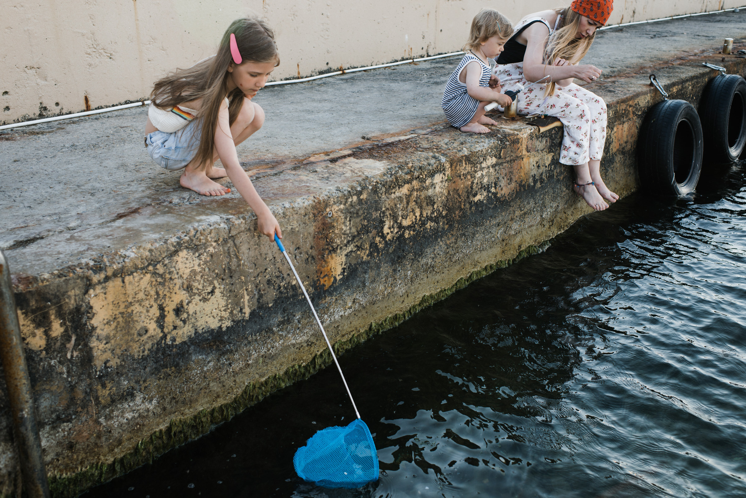 Берег лета // Лина_Саша_Вася. Фотограф Алутера Ирина