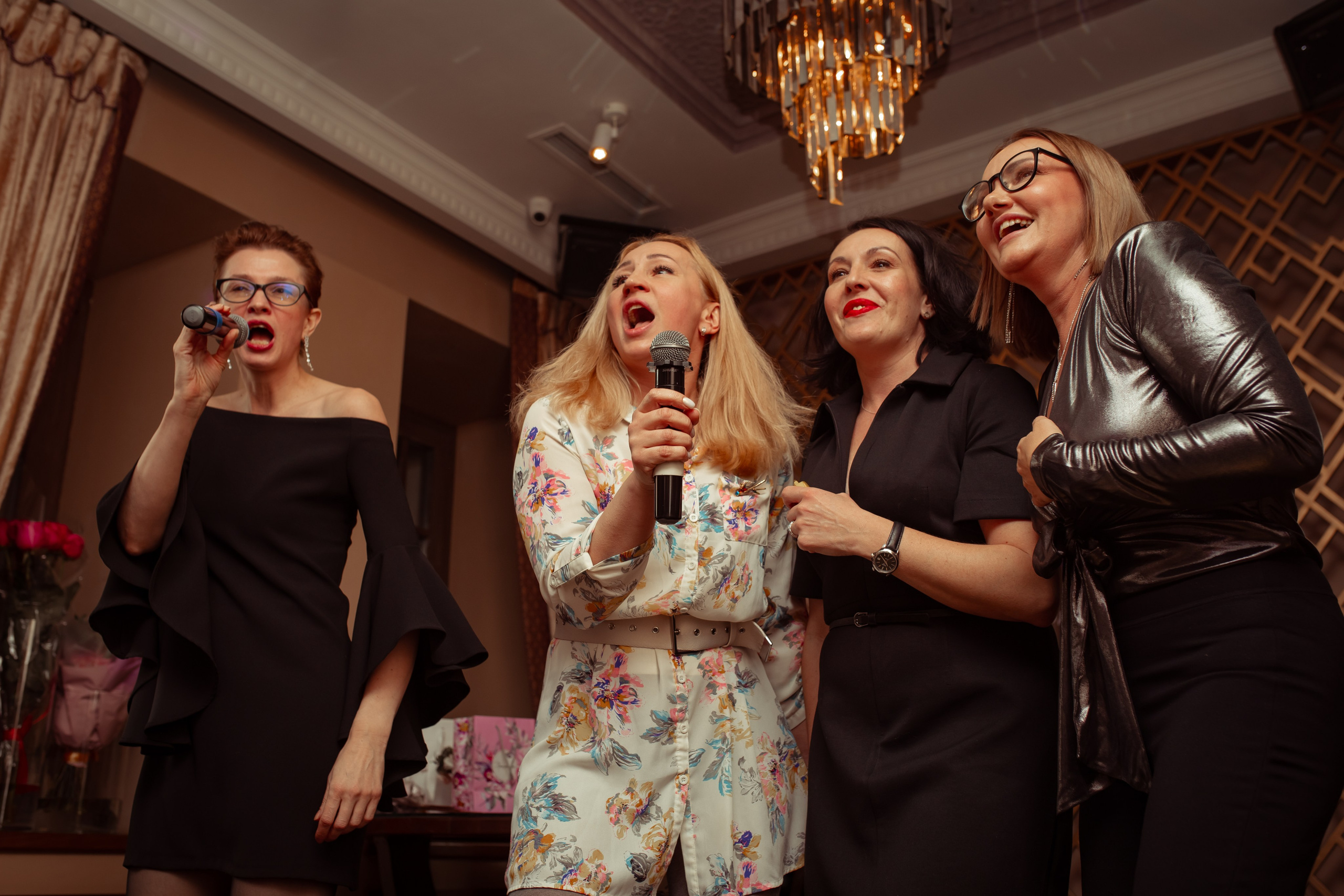 Юбилей в караоке. Семейный и детский фотограф в Москве Дорогова Екатерина