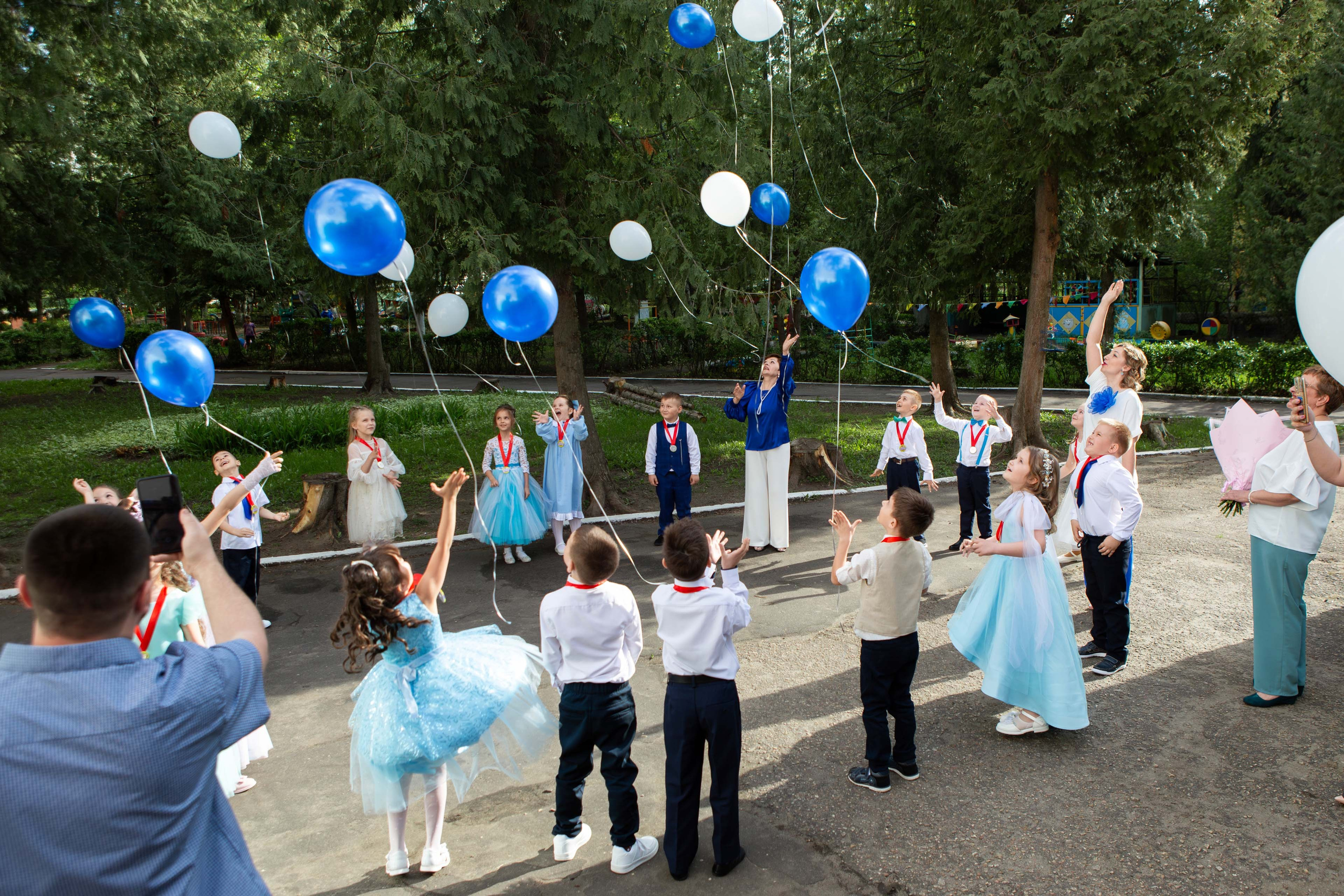 Фотосессия выпускного в детском саду: как не провалить главное событие года. Профессиональный фотограф в Мценске и Орловской области