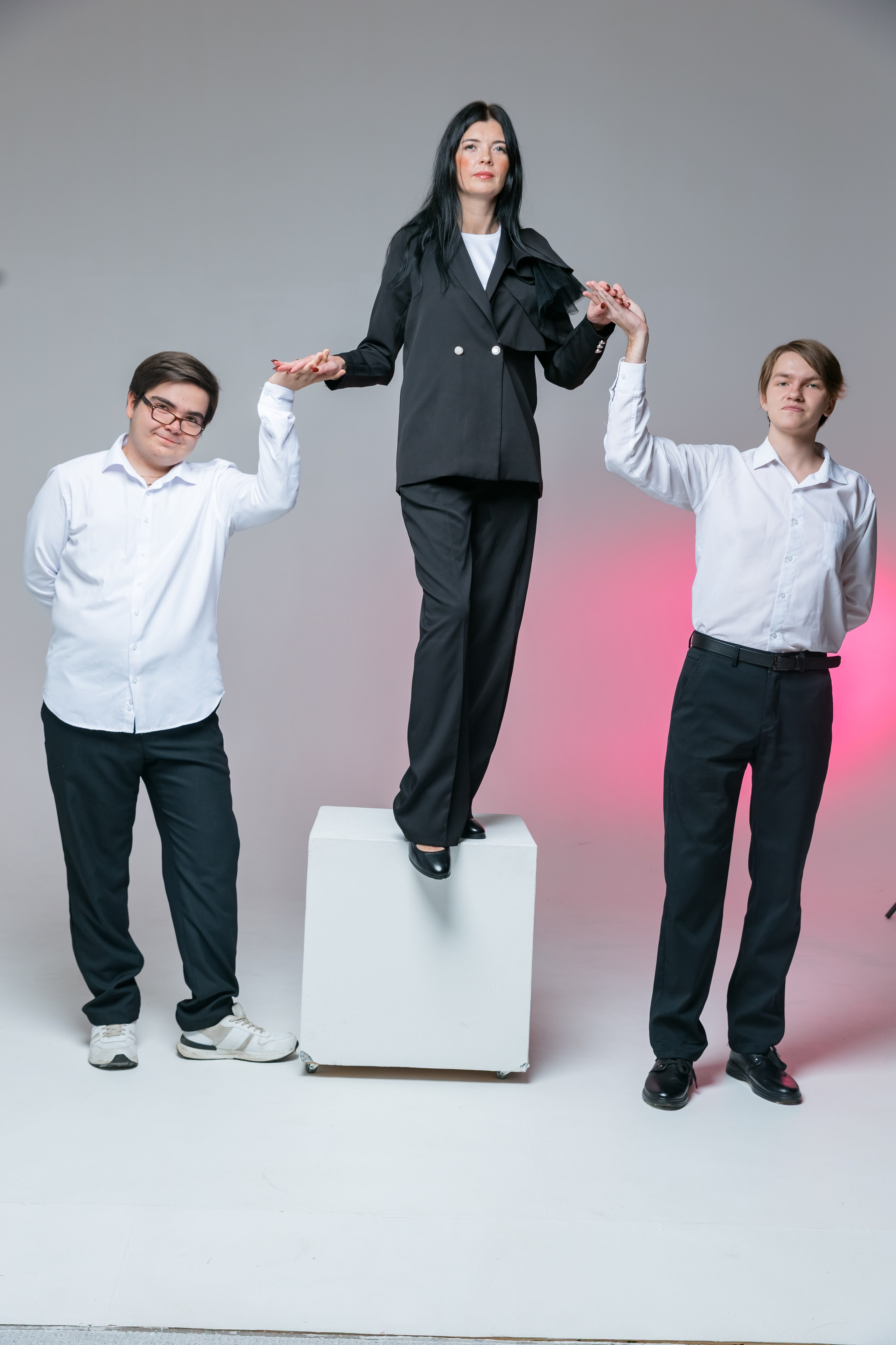 Позирование группы. Выпускные альбомы для детского сада и школы