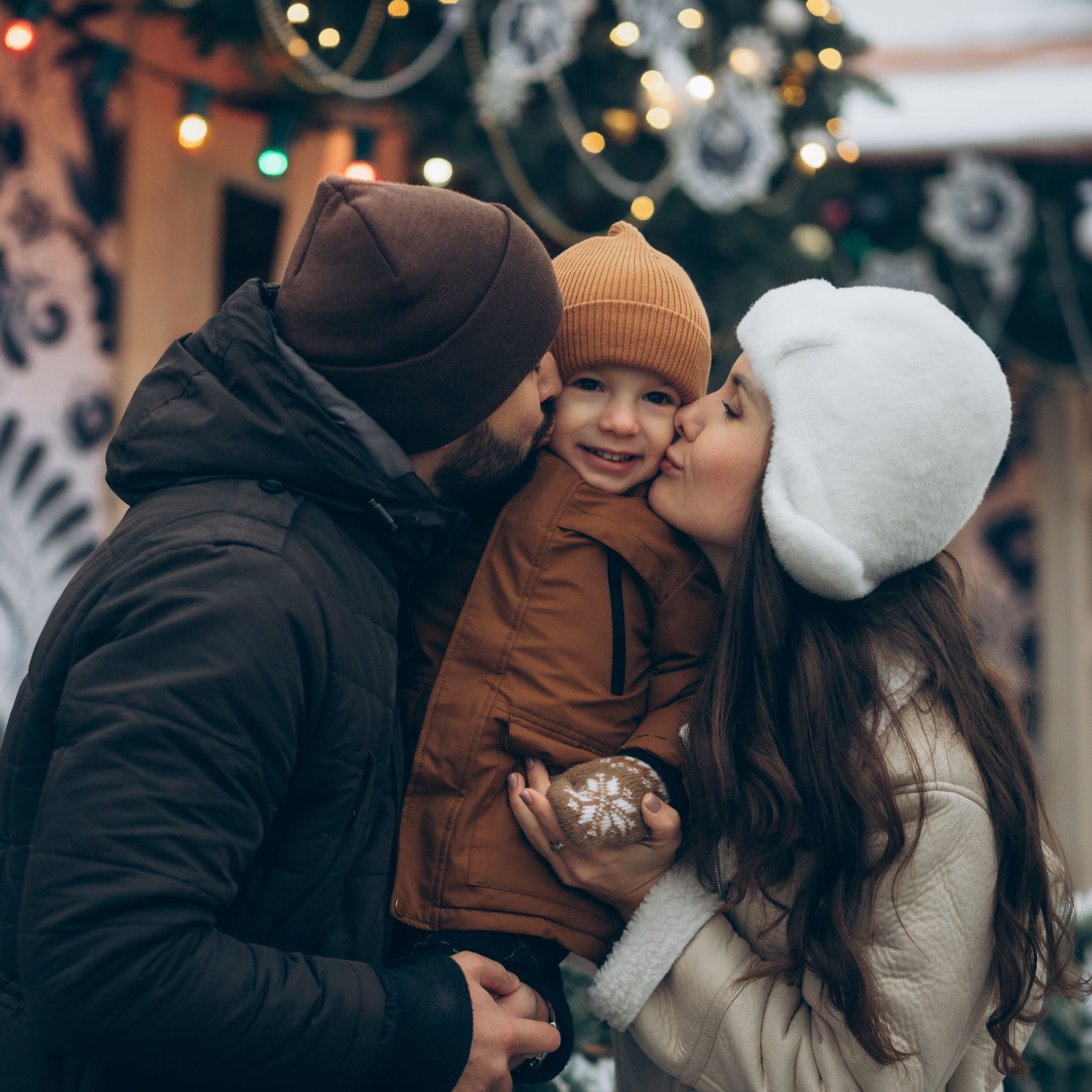 Всем привет! Меня зовут Евгения Попова и я семейный фотограф в Москве