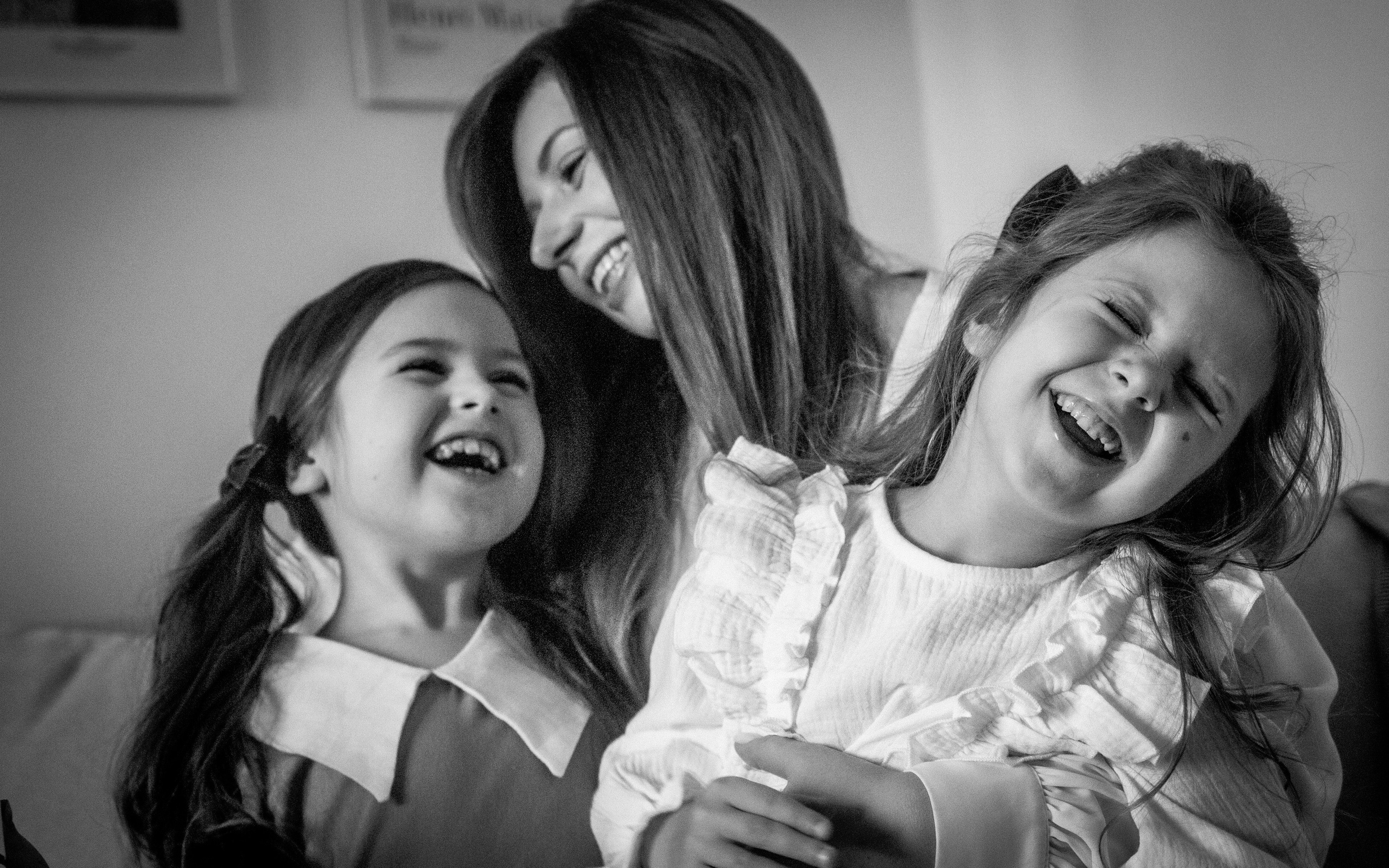 Всем привет! Меня зовут Евгения Попова и я семейный фотограф в Москве