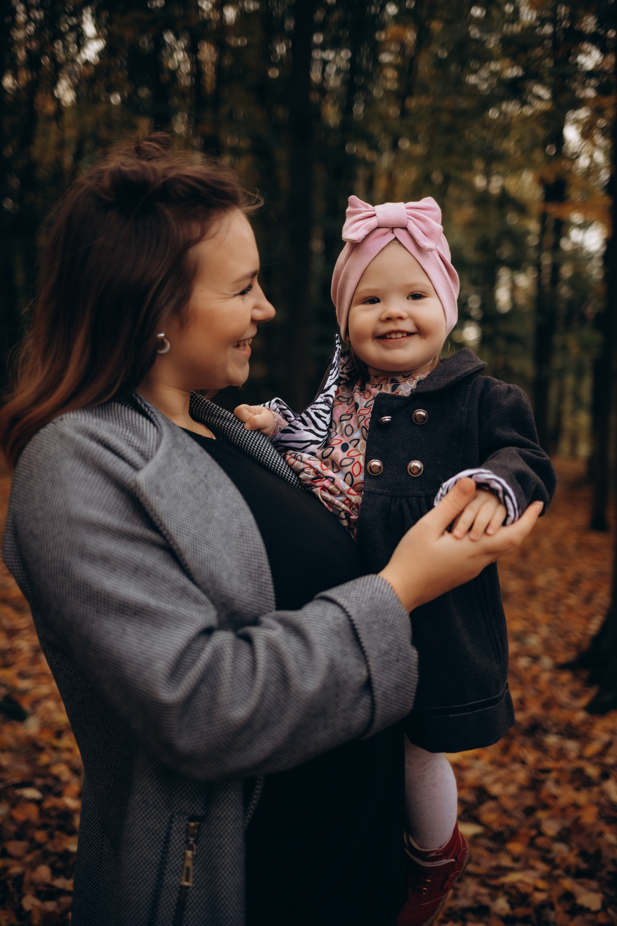 Всем привет! Меня зовут Евгения Попова и я семейный фотограф в Москве