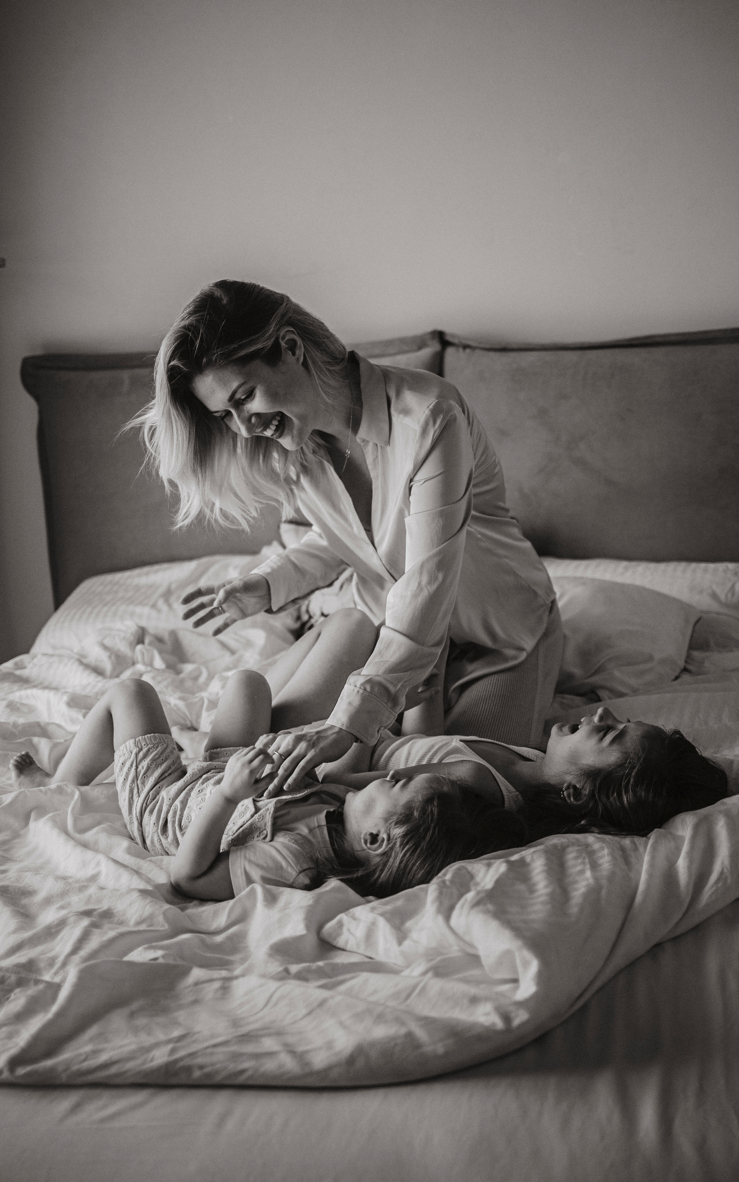 Всем привет! Меня зовут Евгения Попова и я семейный фотограф в Москве