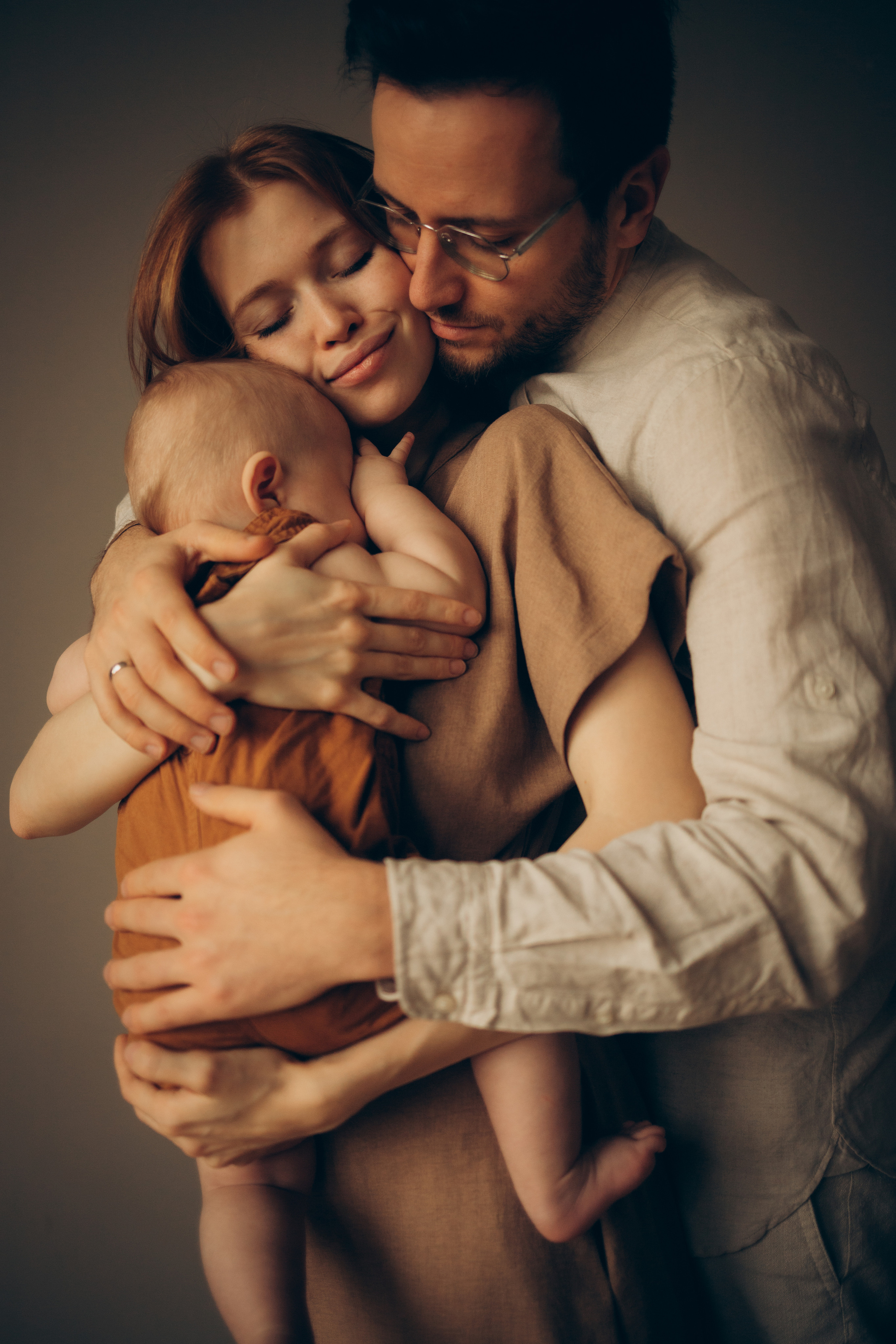 Всем привет! Меня зовут Евгения Попова и я семейный фотограф в Москве