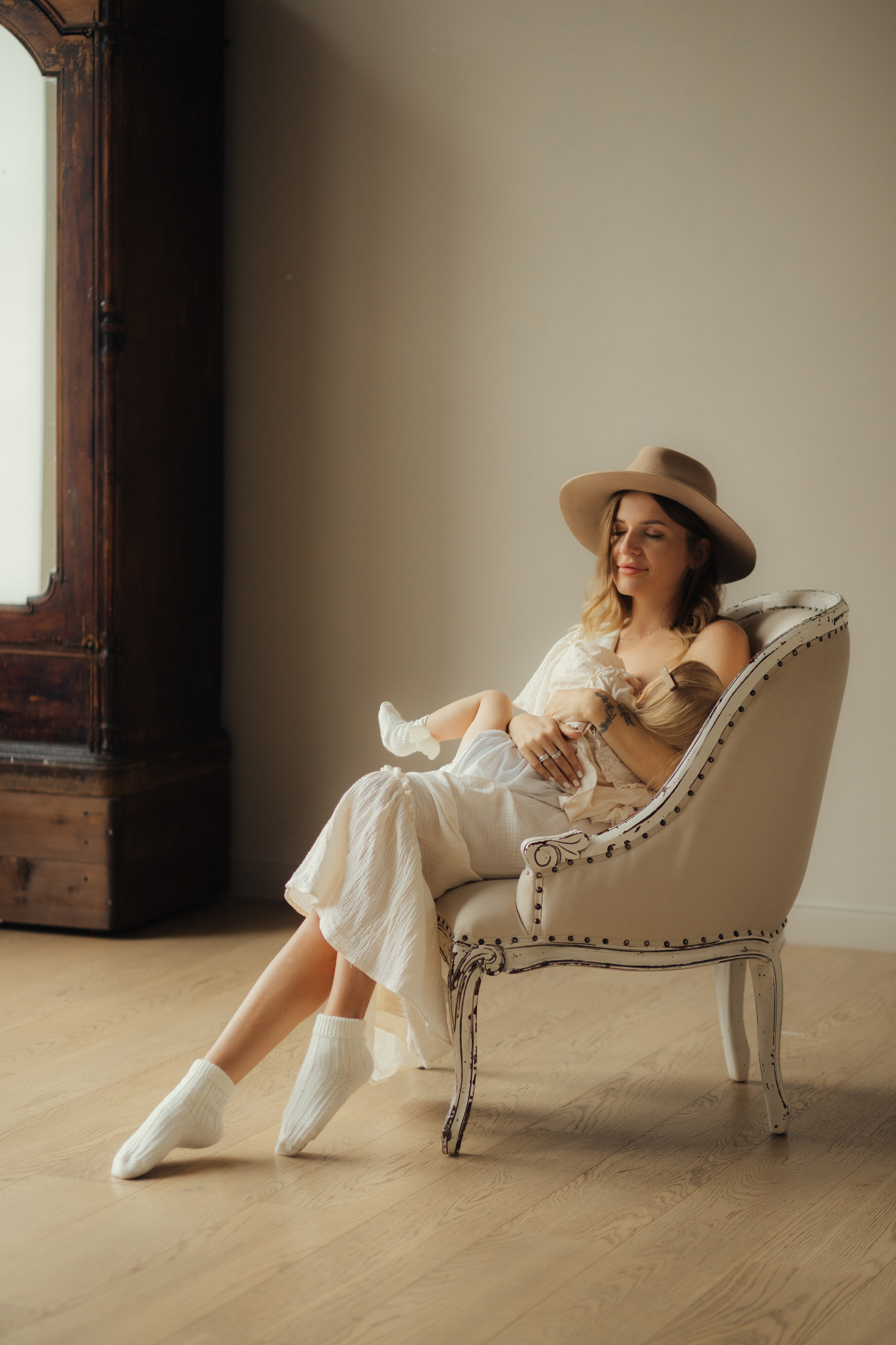 Всем привет! Меня зовут Евгения Попова и я семейный фотограф в Москве