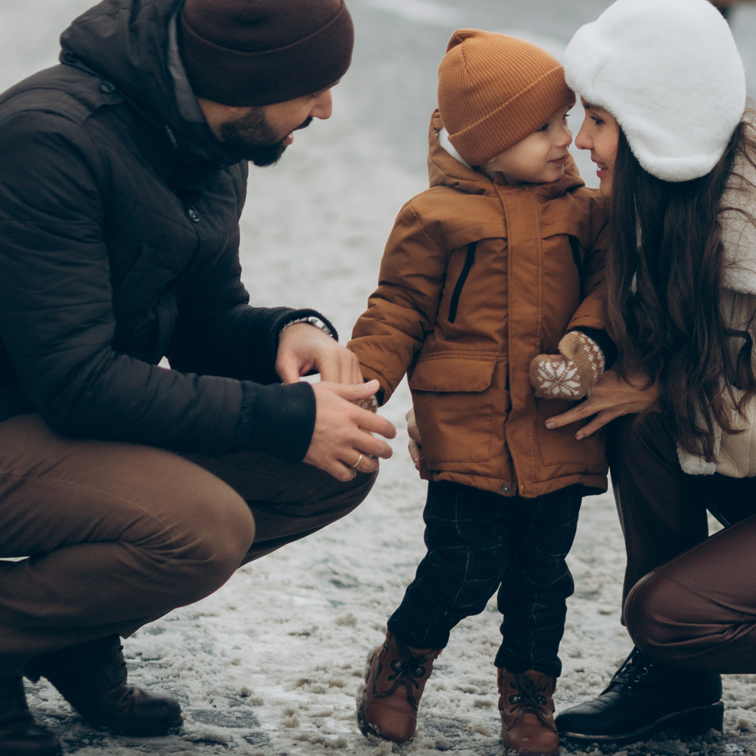 Всем привет! Меня зовут Евгения Попова и я семейный фотограф в Москве