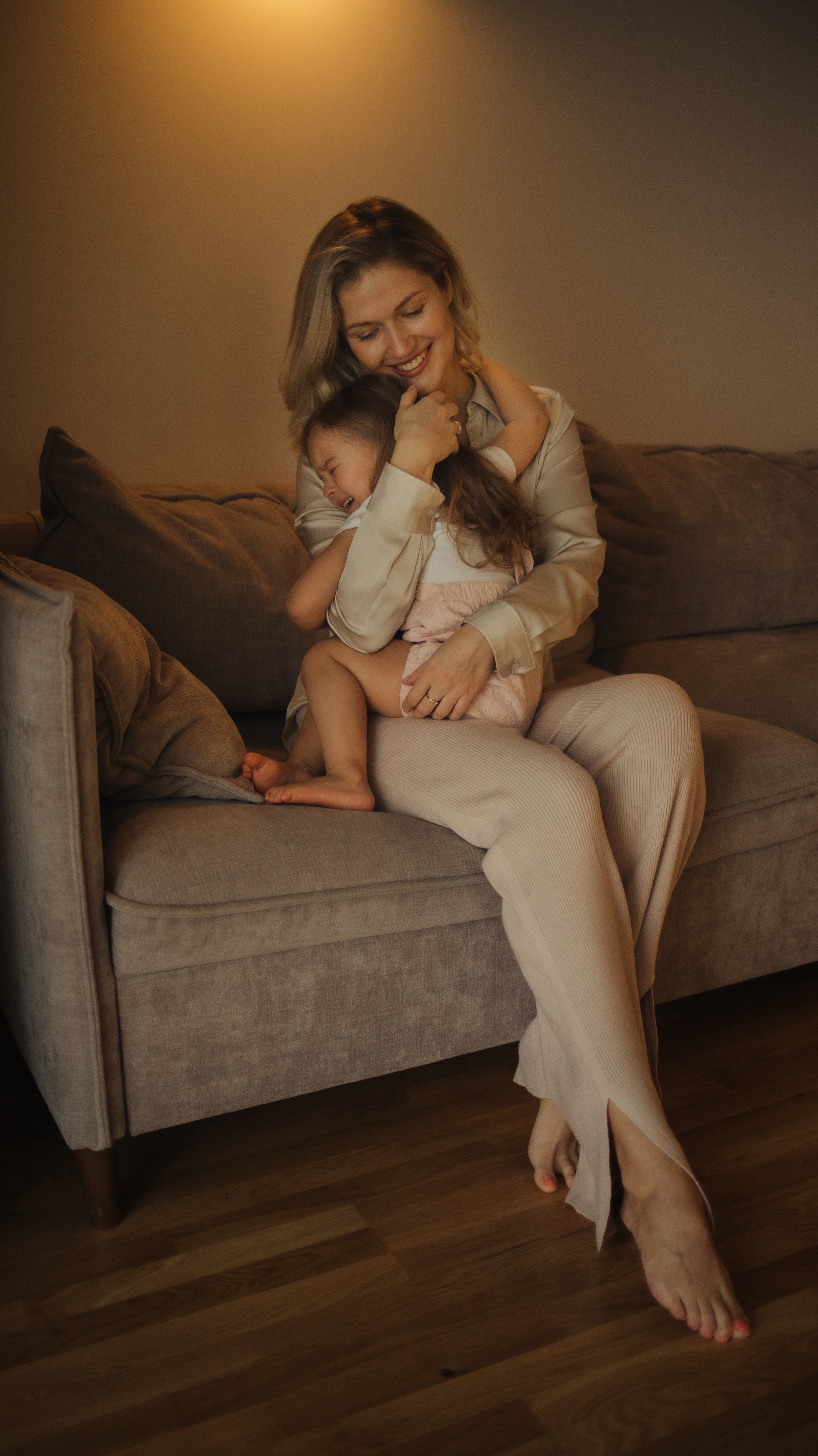 Всем привет! Меня зовут Евгения Попова и я семейный фотограф в Москве