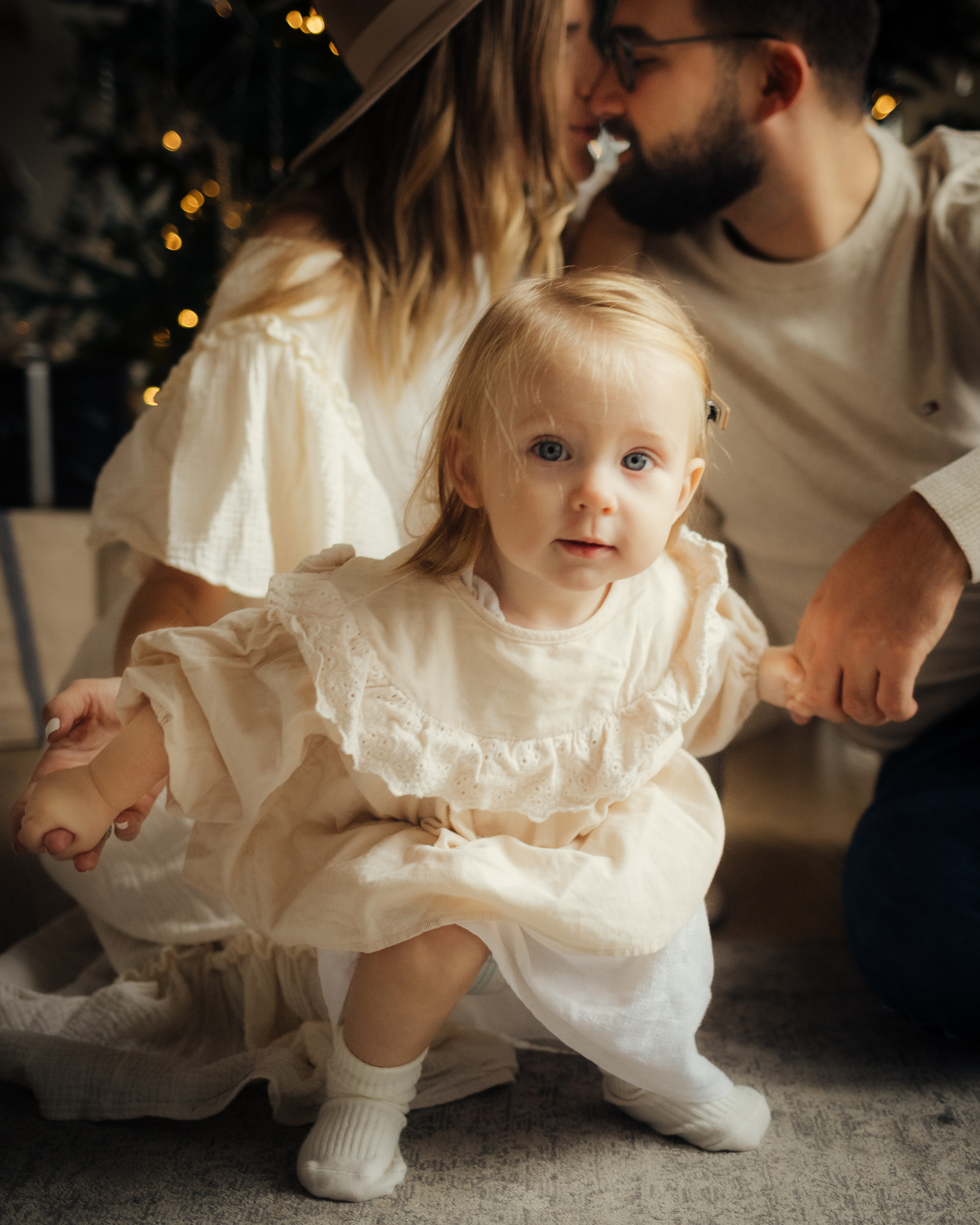Всем привет! Меня зовут Евгения Попова и я семейный фотограф в Москве