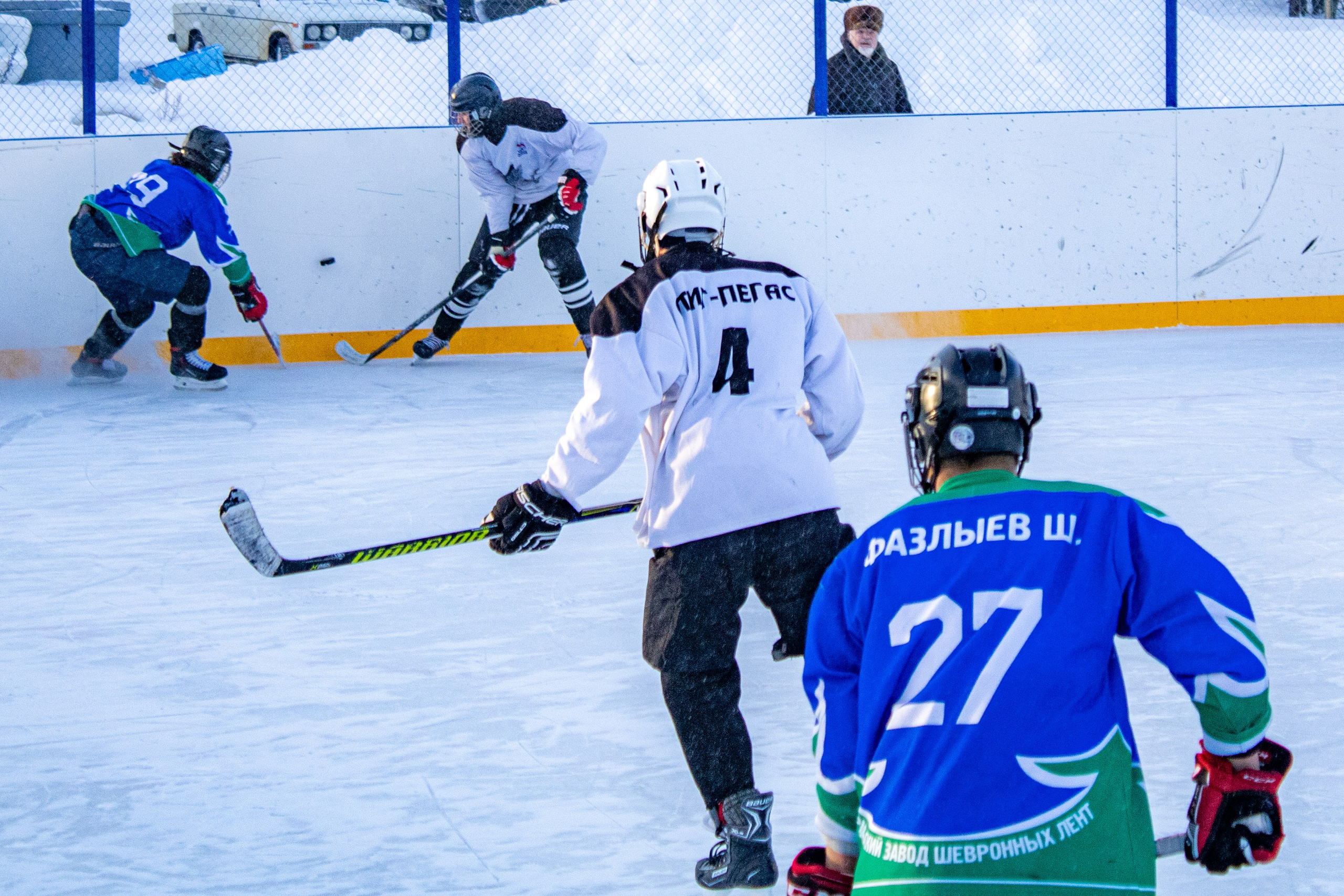 Хоккей г.п Атиг-г.п Дружинино
