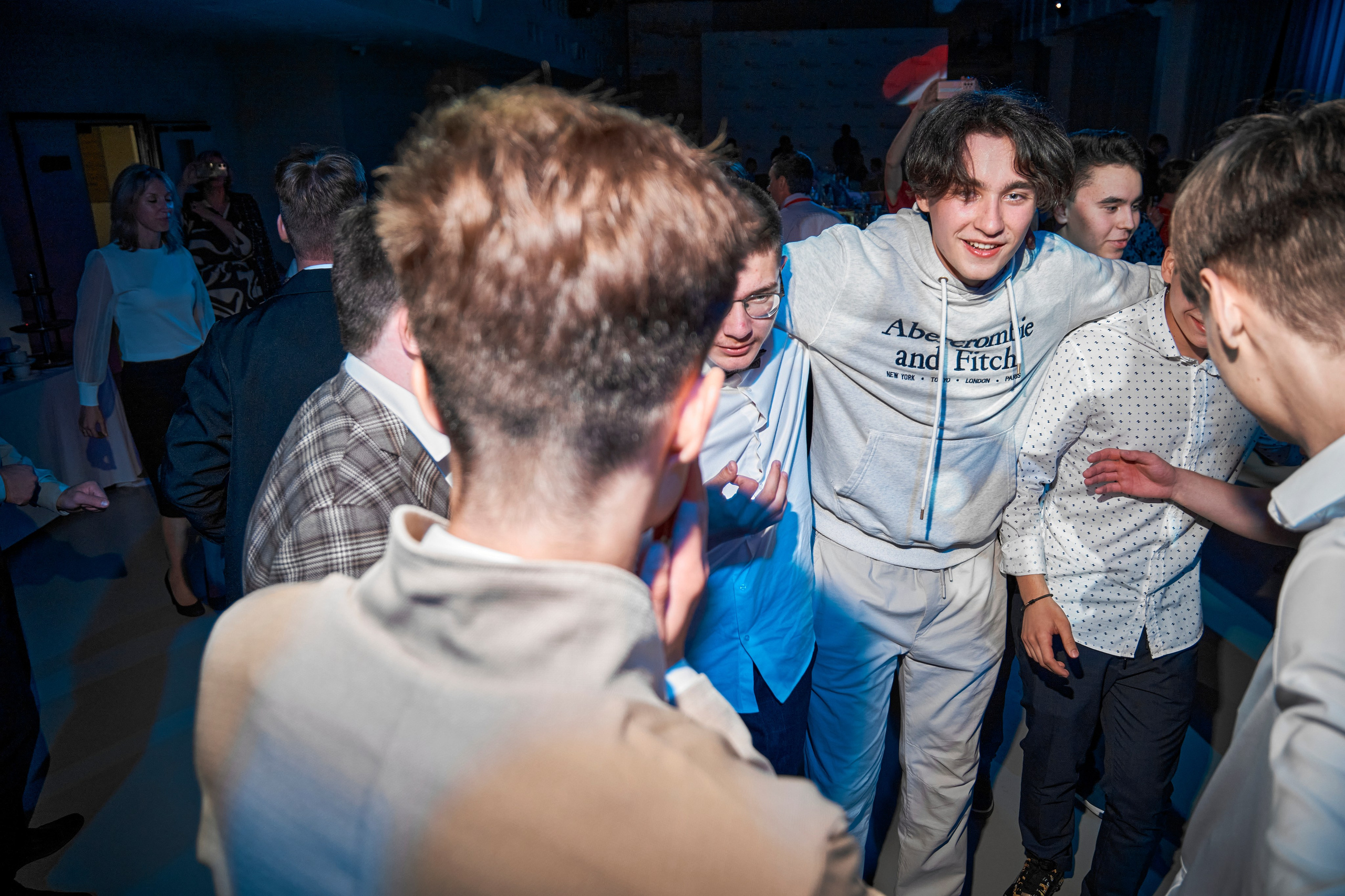 ВЫПУСКНЫЕ. Николай Большаков