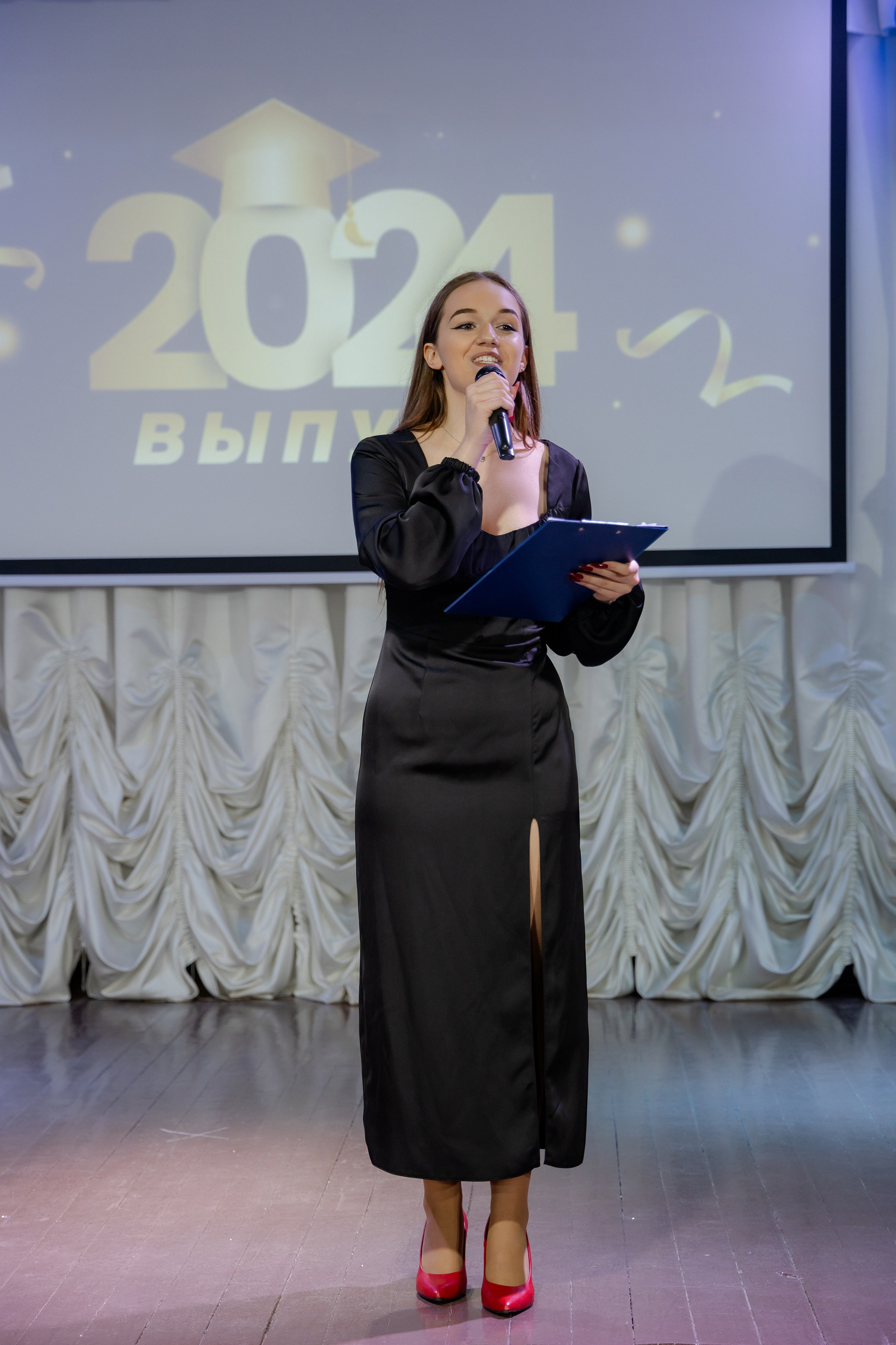 Школьный выпускной 2024 год в Соколе (Минск). Свадебный фотограф в Минске/Беларуси Сергей Спиридонов