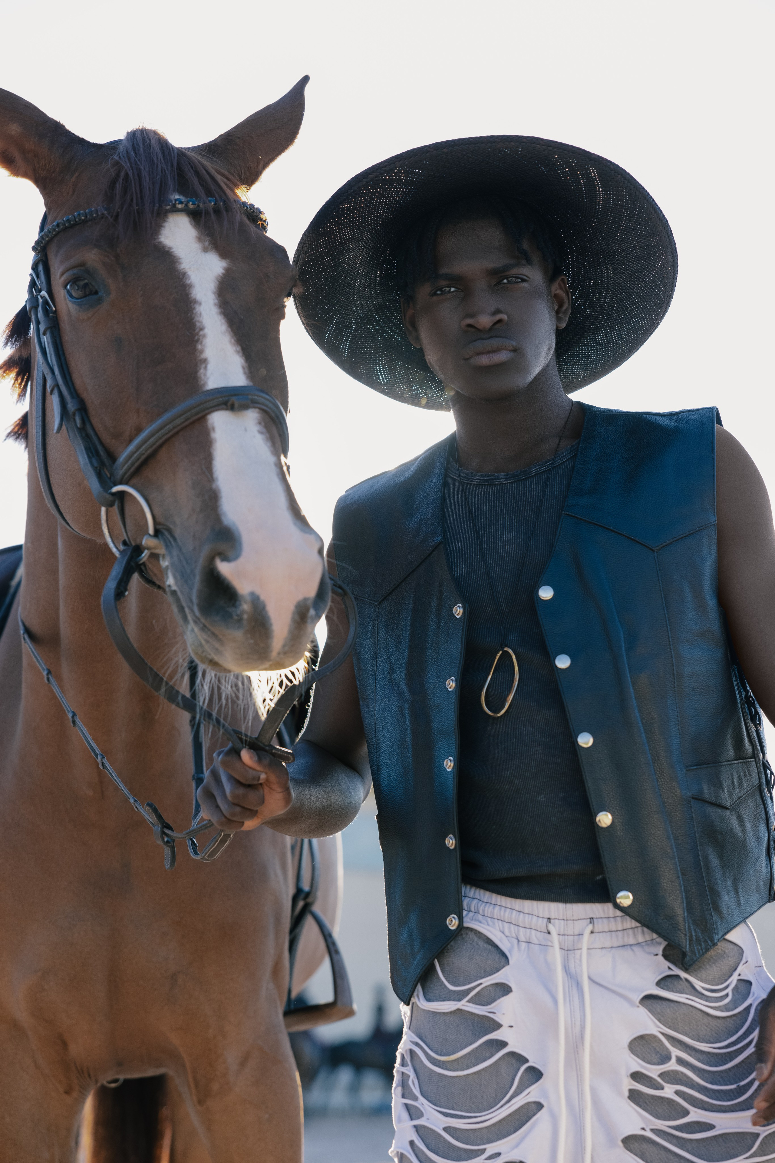 Western. Photographer. Producer. Retoucher