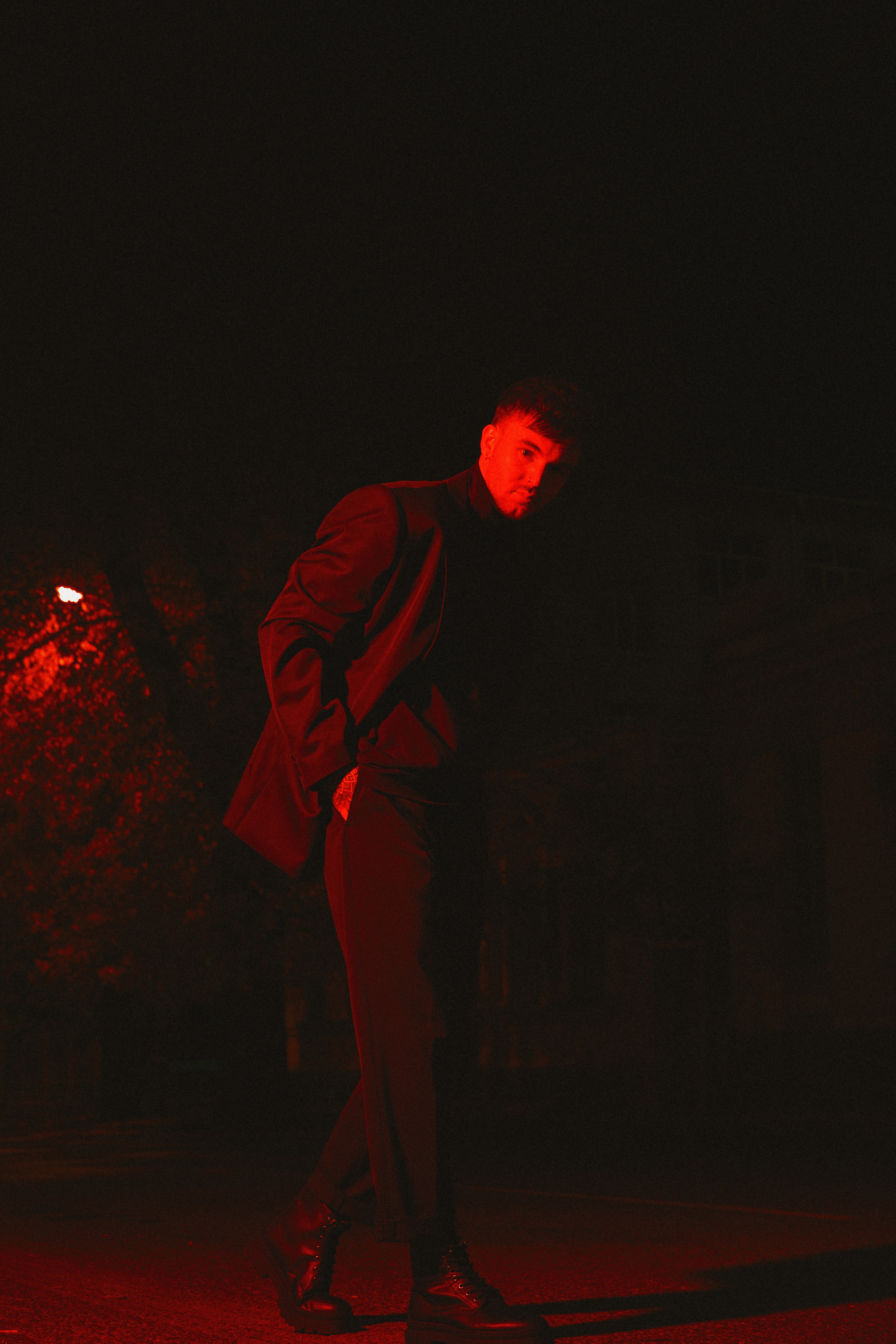 На стиле 90х. Бизнес, мужской фотограф в Краснодаре | Аксёнов Алексей Владимирович