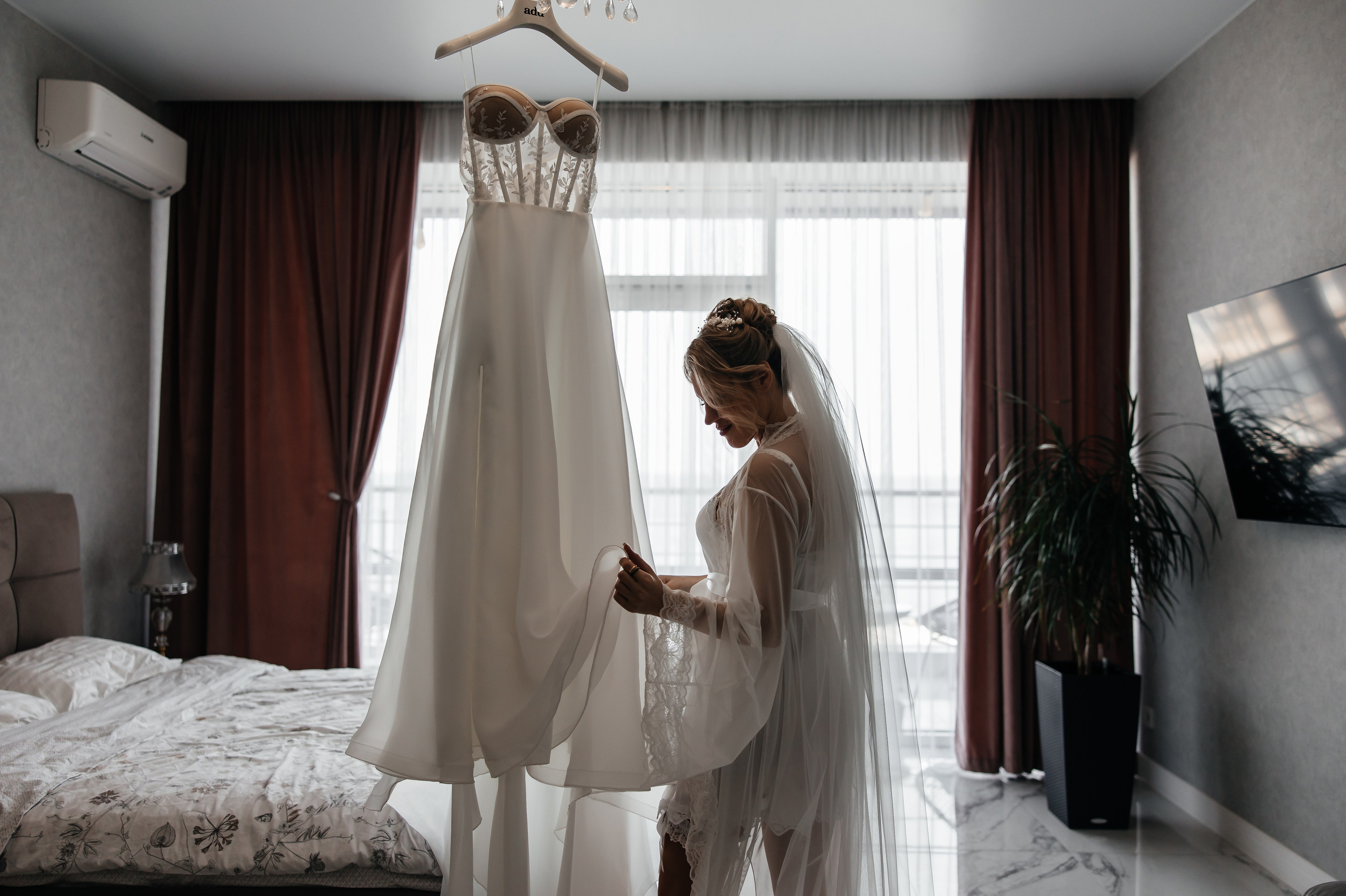 Анонс свадьбы для Ильи и Виктории. Теплый Крымский март. Свадебный фотограф в Крыму и Севастополе Ольга Баскакова