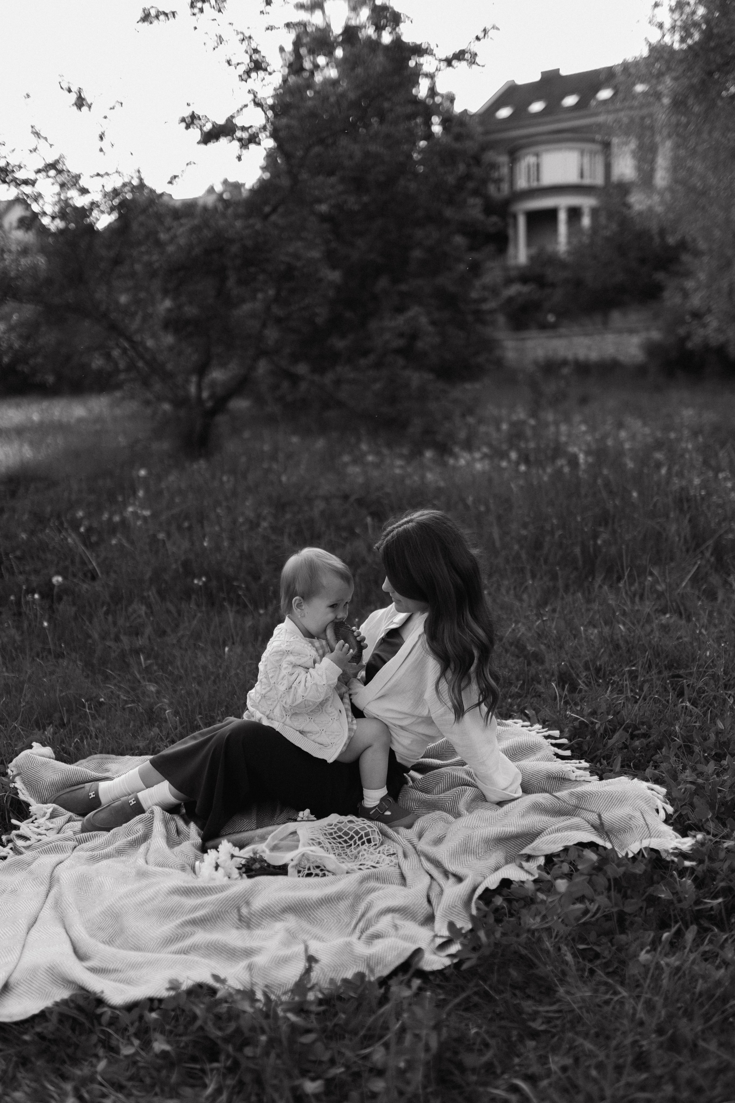 Лола и Софи. Главная