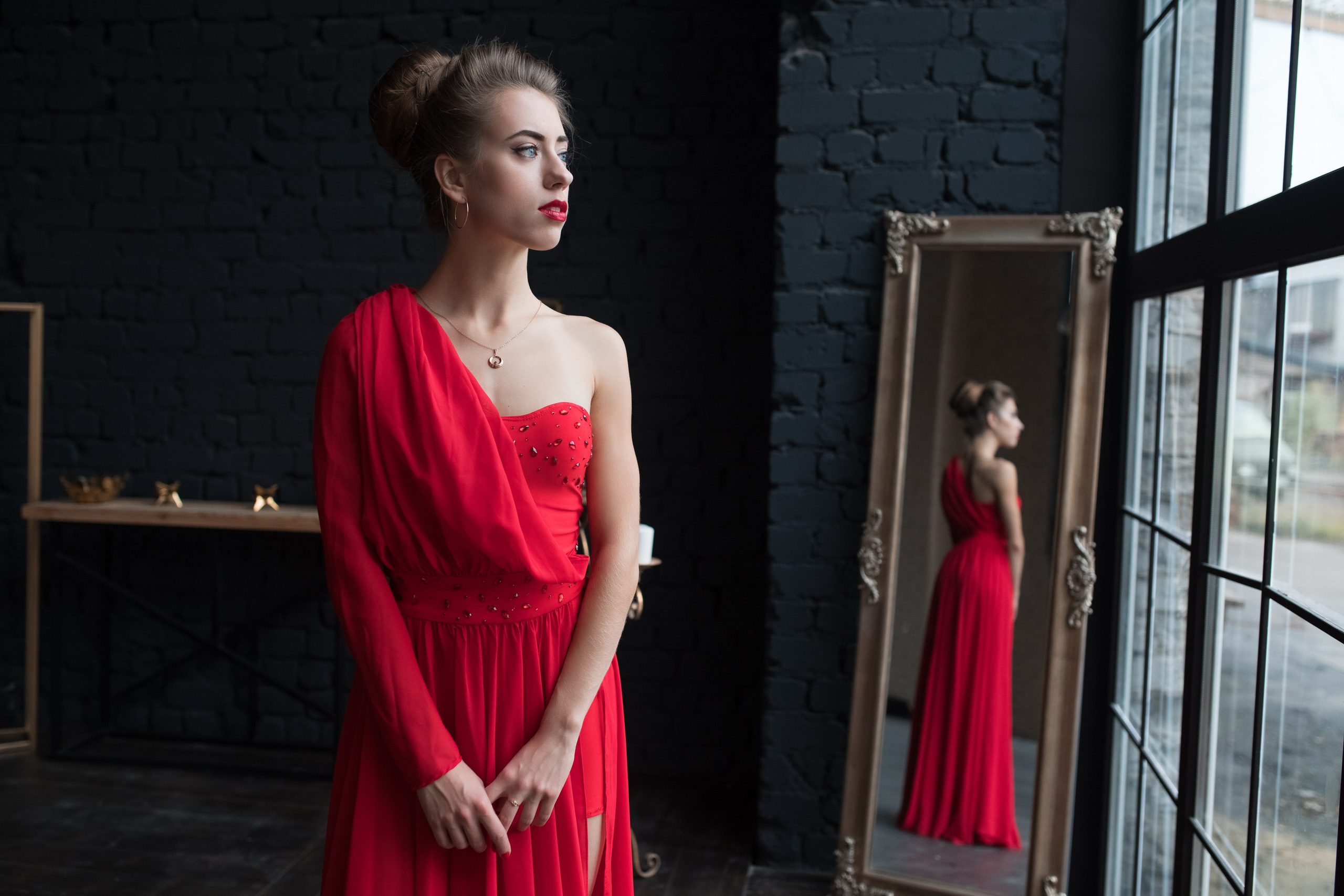 Фотосет с Викторией в интерьерной фотостудии 12.24 в Воронеже для «себя»