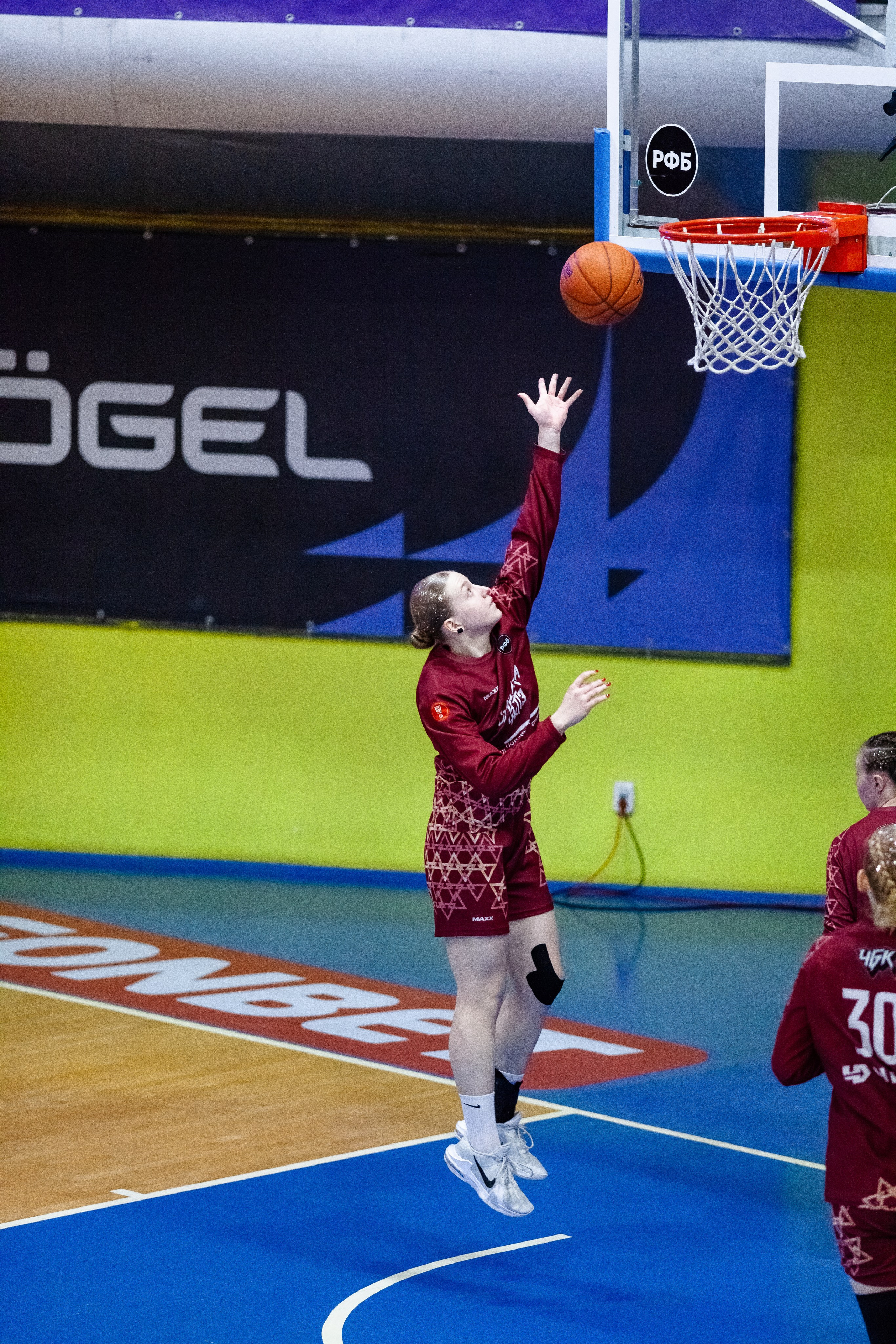 ЧГУ-Атланта — Славянка. Фотография