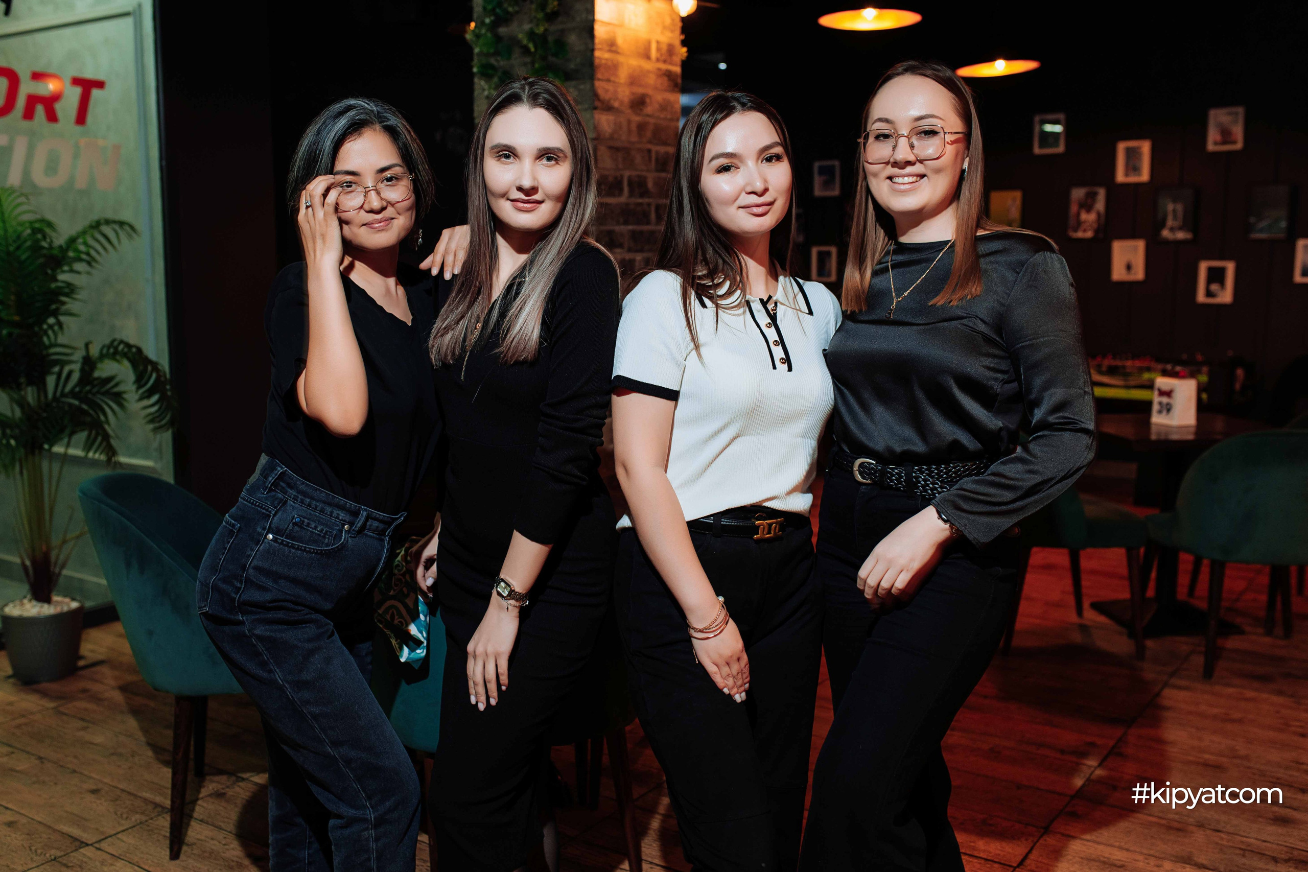 Эйнштейн Party