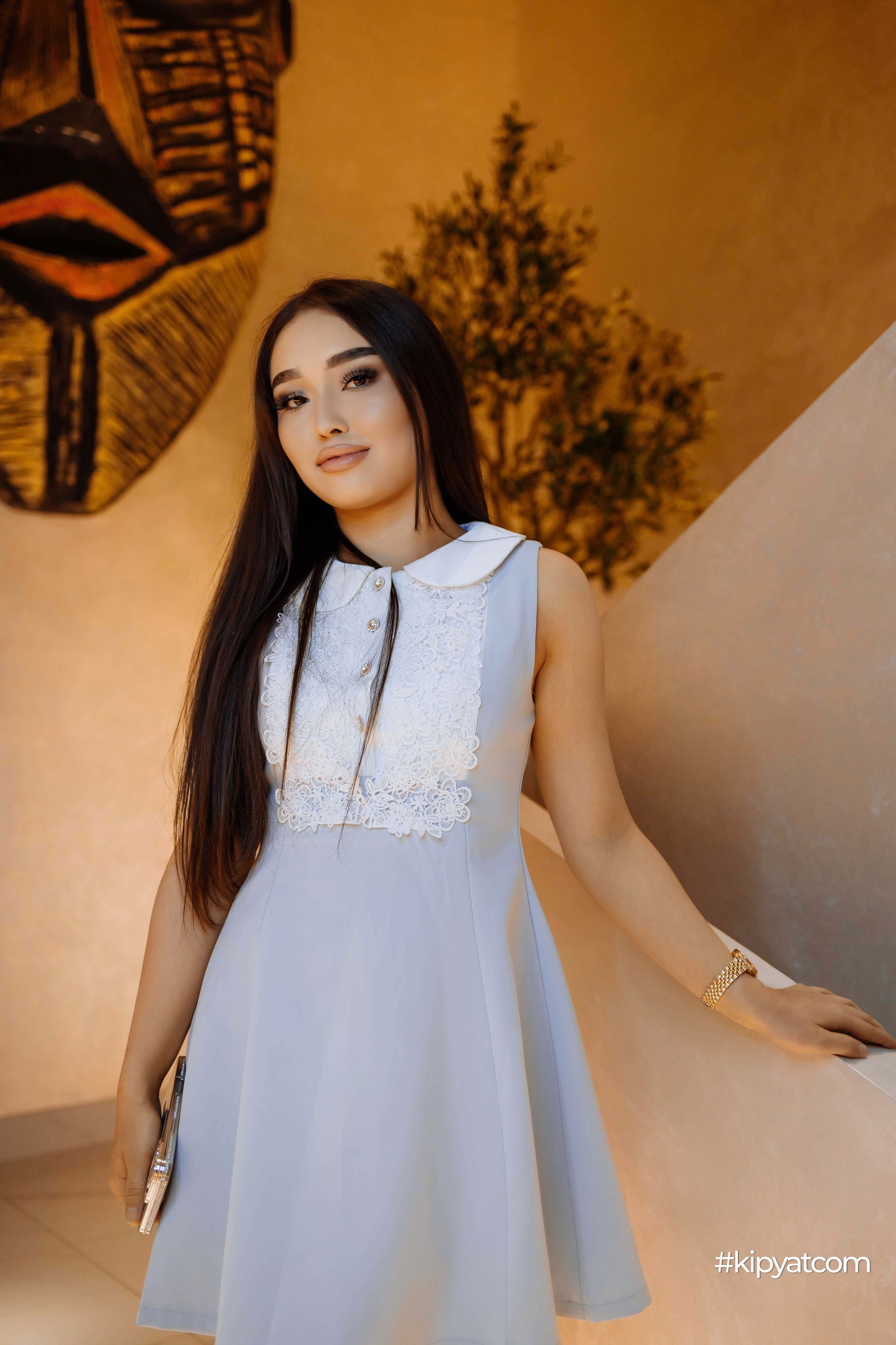 AVA