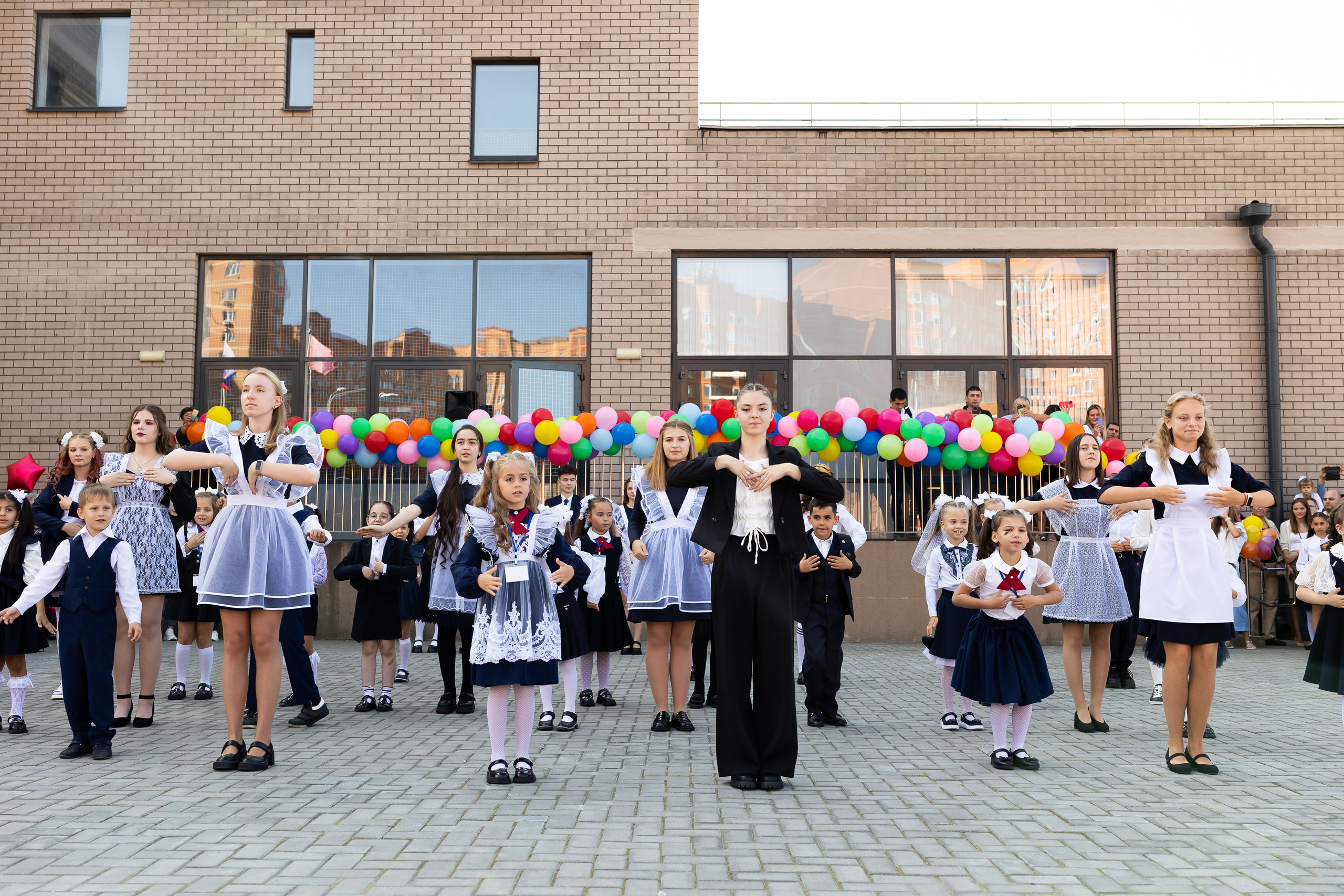 Линейка 1 сентября. Профессиональный Фотограф в Москве Андрей Славнов