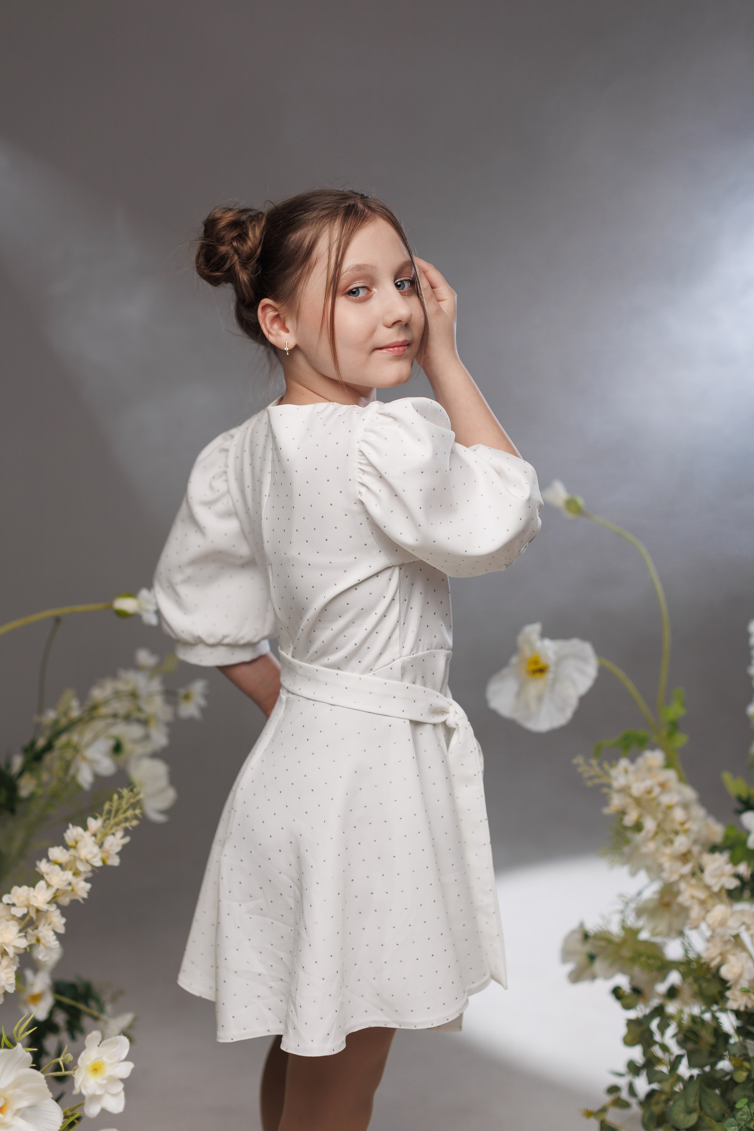 Съемка с цветами для модельного агентства. Анна Демидец — фотограф и маркетолог в Новошахтинске, Шахтах и Ростове-на-Дону