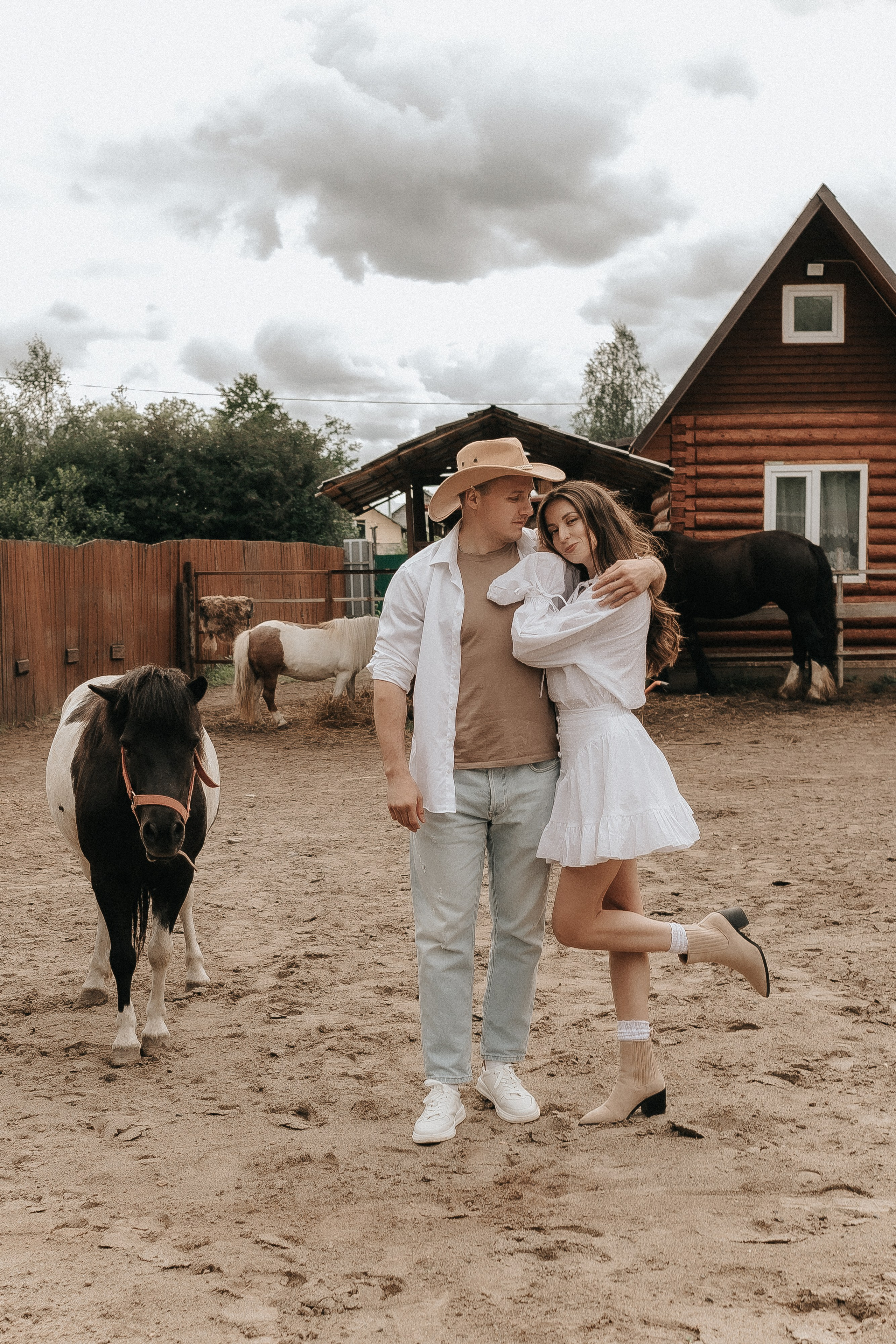 Love Story с лошадьми. Свадебный фотограф Пермь