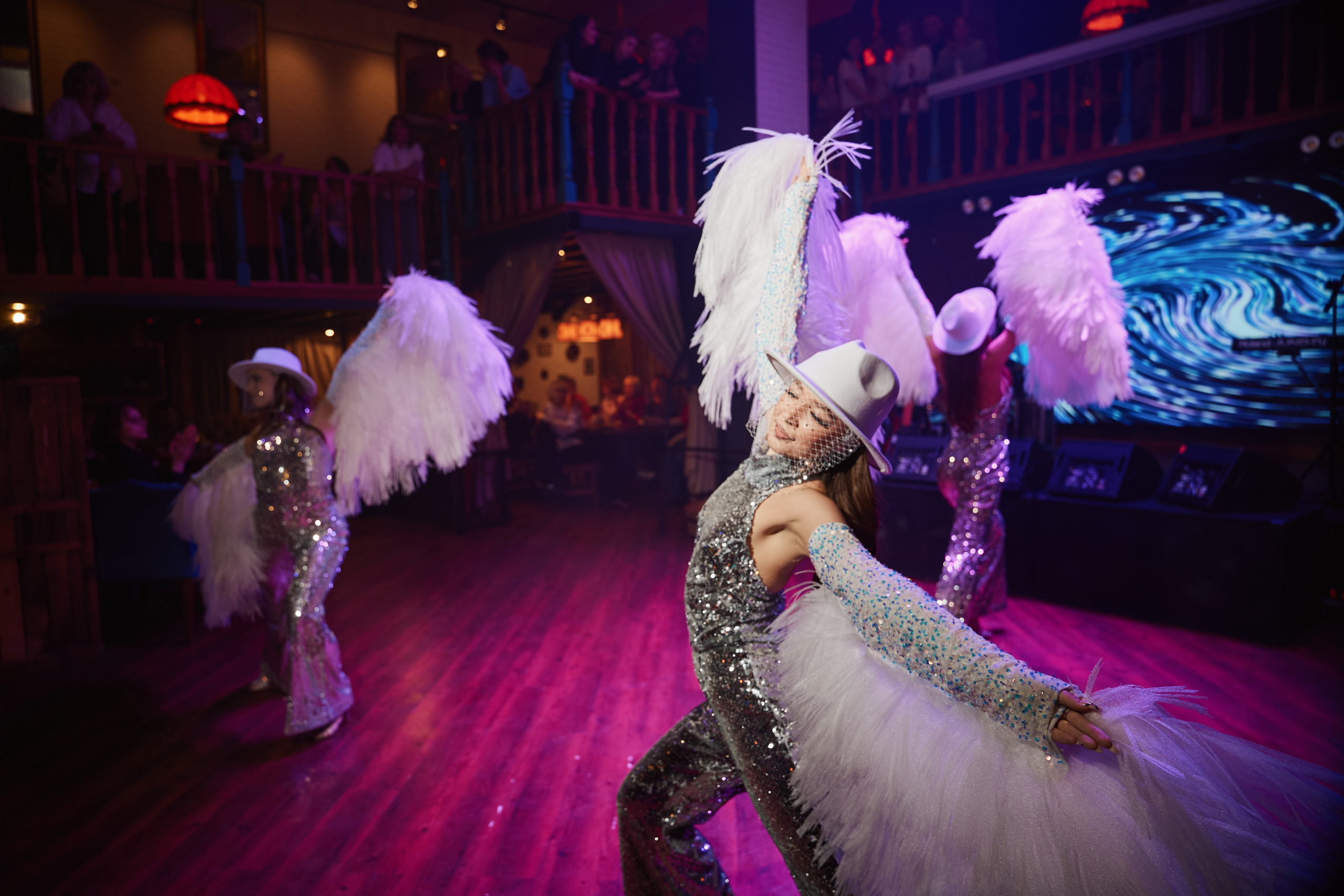 Арт-вечеринка 2026. Фотограф и видеограф в Кургане Леонид Корнильев