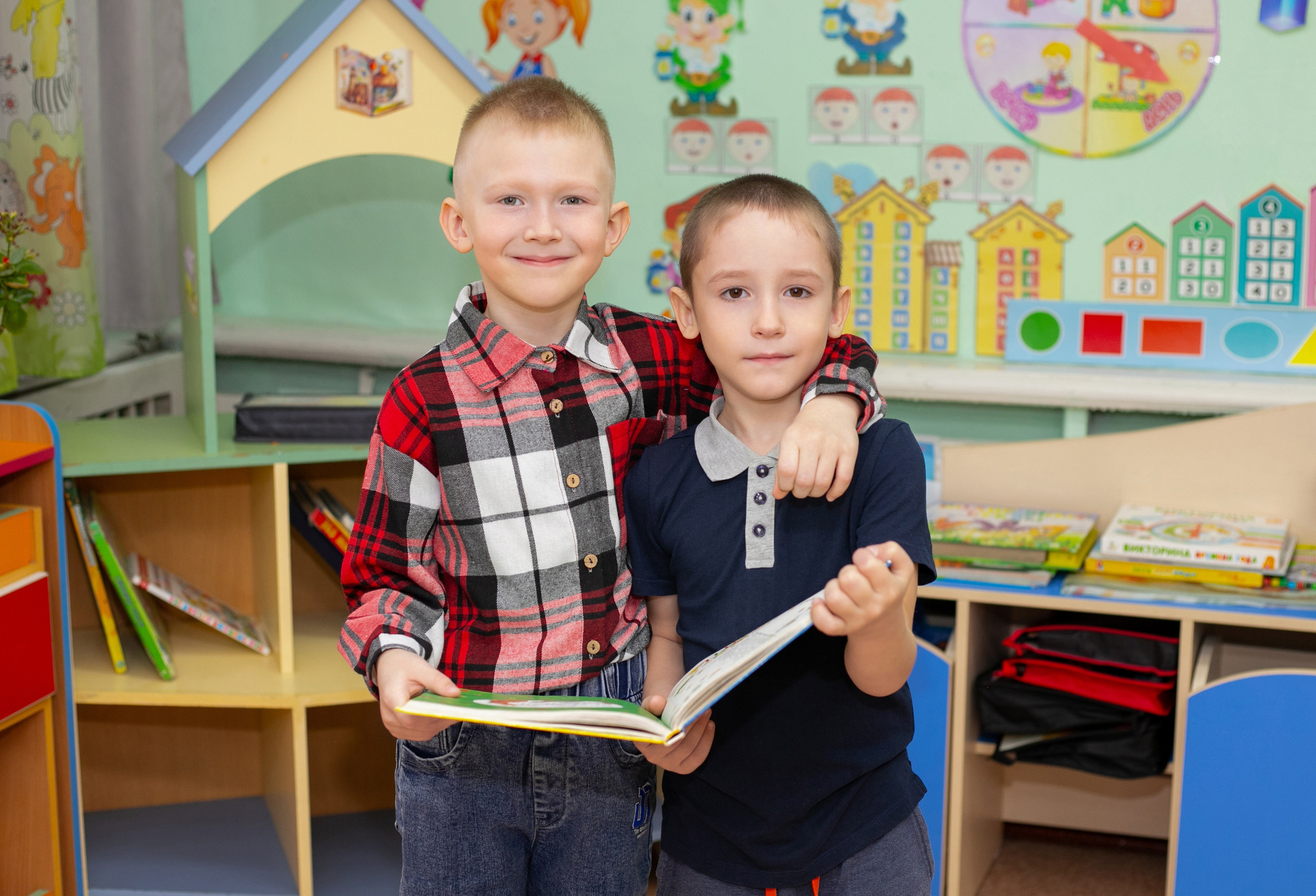 Выпускные альбомы для детского сада. Студия «Фокус» детская фотография Ольги Поповой г. Бийск