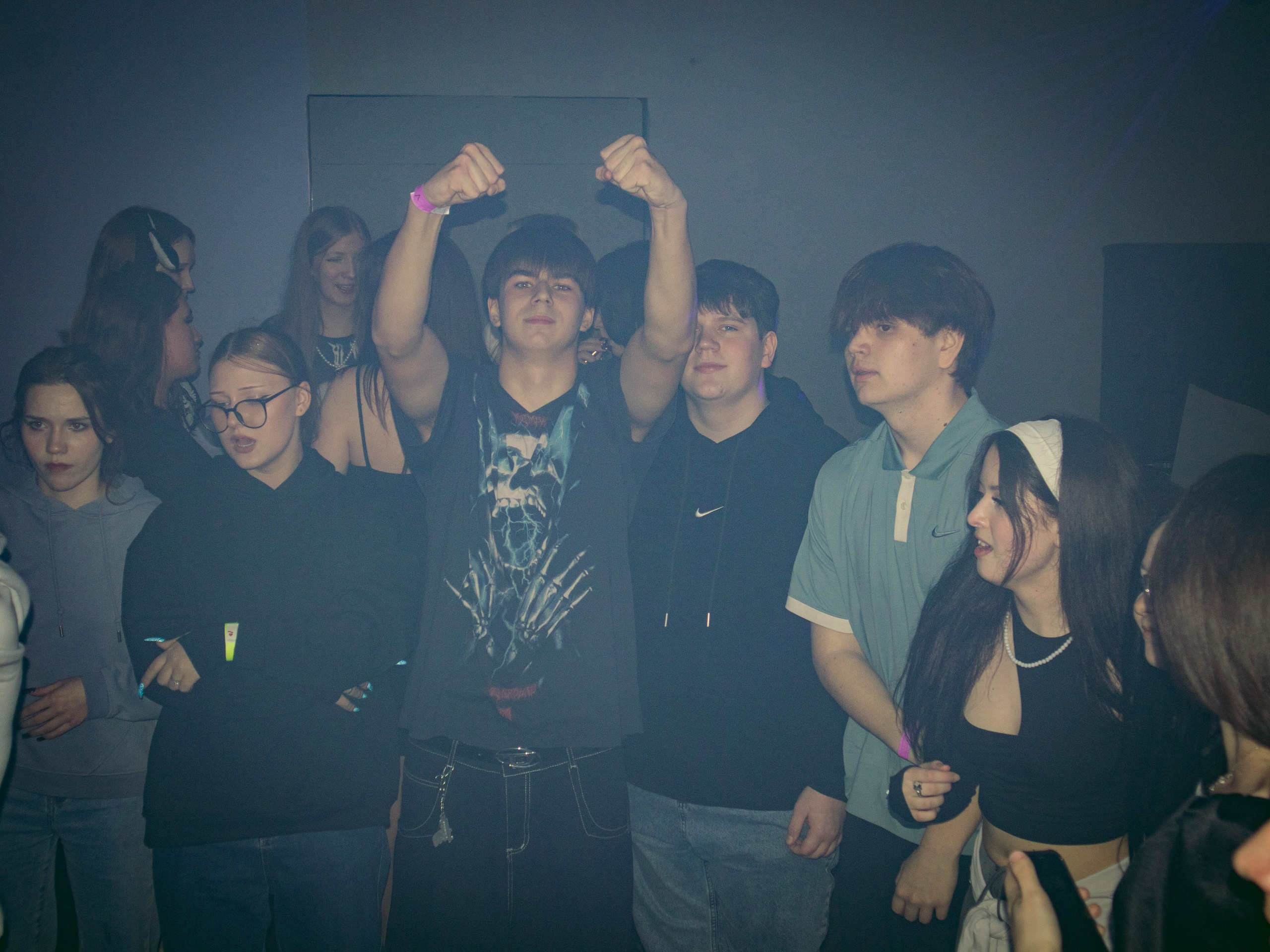 MOSHPIT. Фотограф и видеограф в Бугульме Аня Трутнева