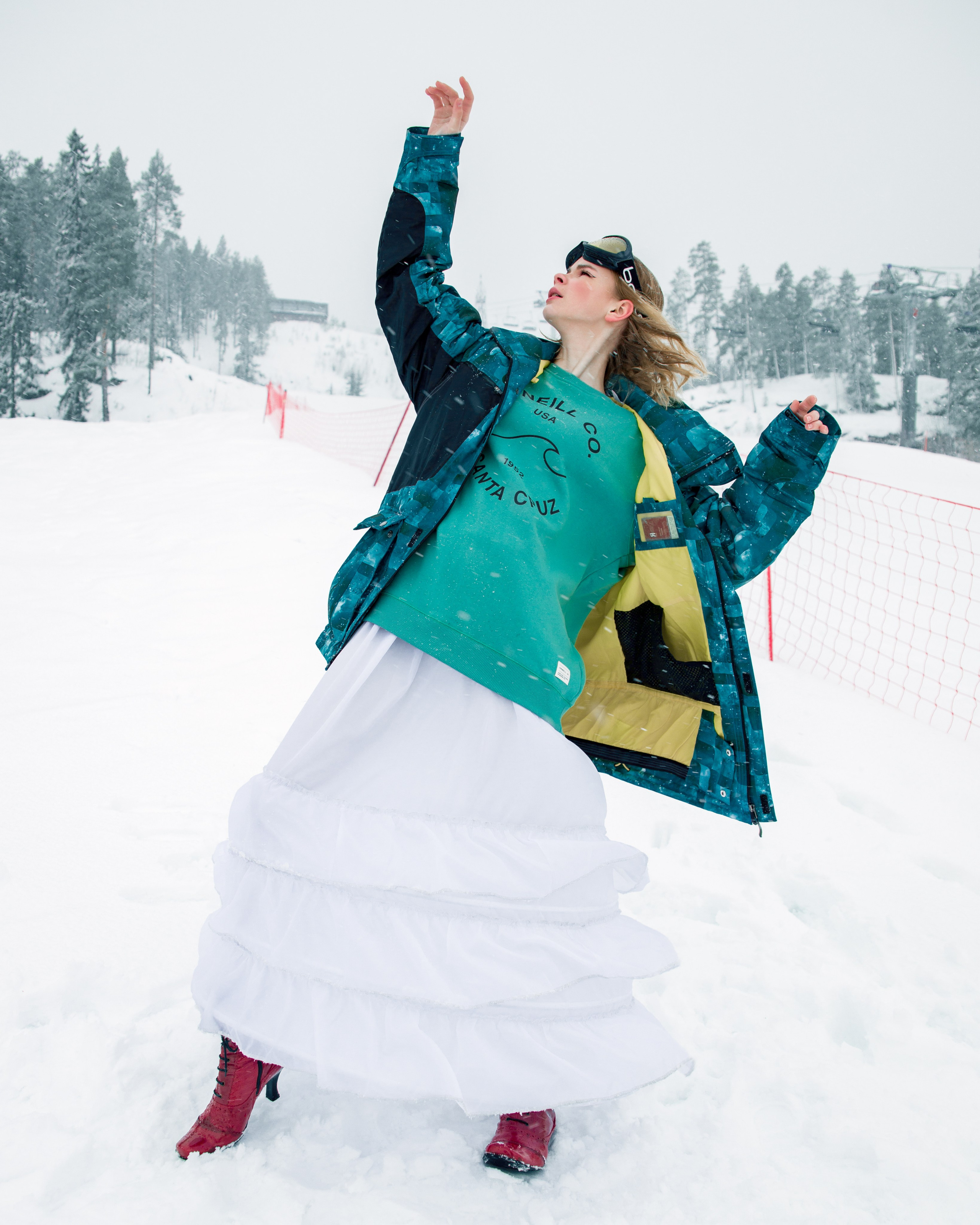 Fashion история. Съемка editorial для: VIGOUR magazine. Фотограф Петрозаводск. Съемка для брендов, индивидуальная съемка