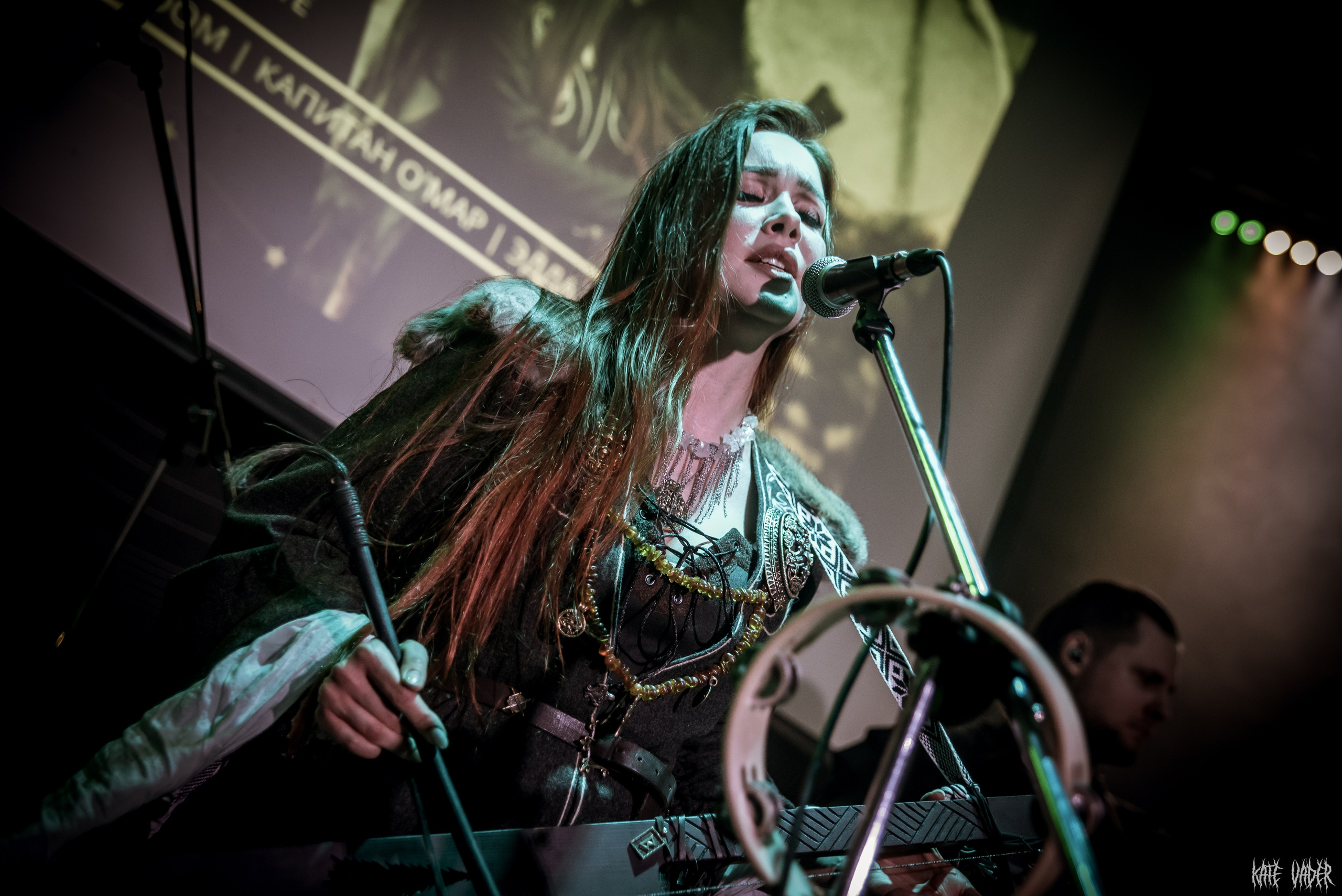 Bjarkan Vidr. Kate Vader|Live Music Photography