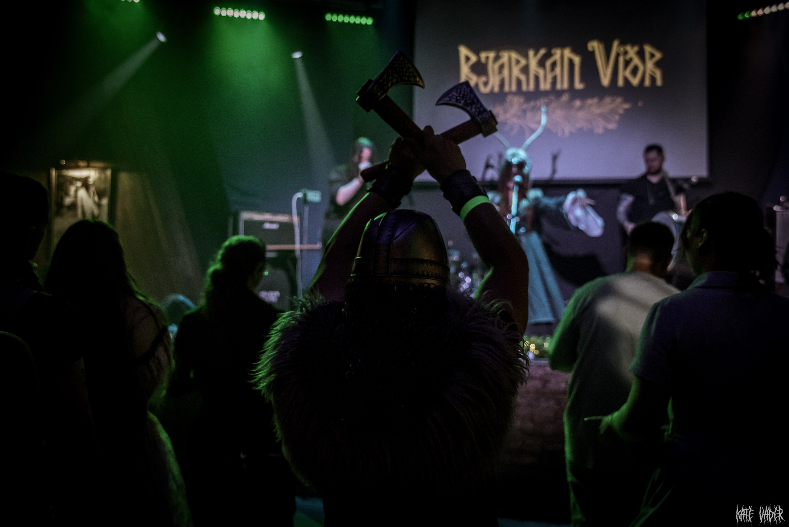 Bjarkan Vidr. Kate Vader|Live Music Photography
