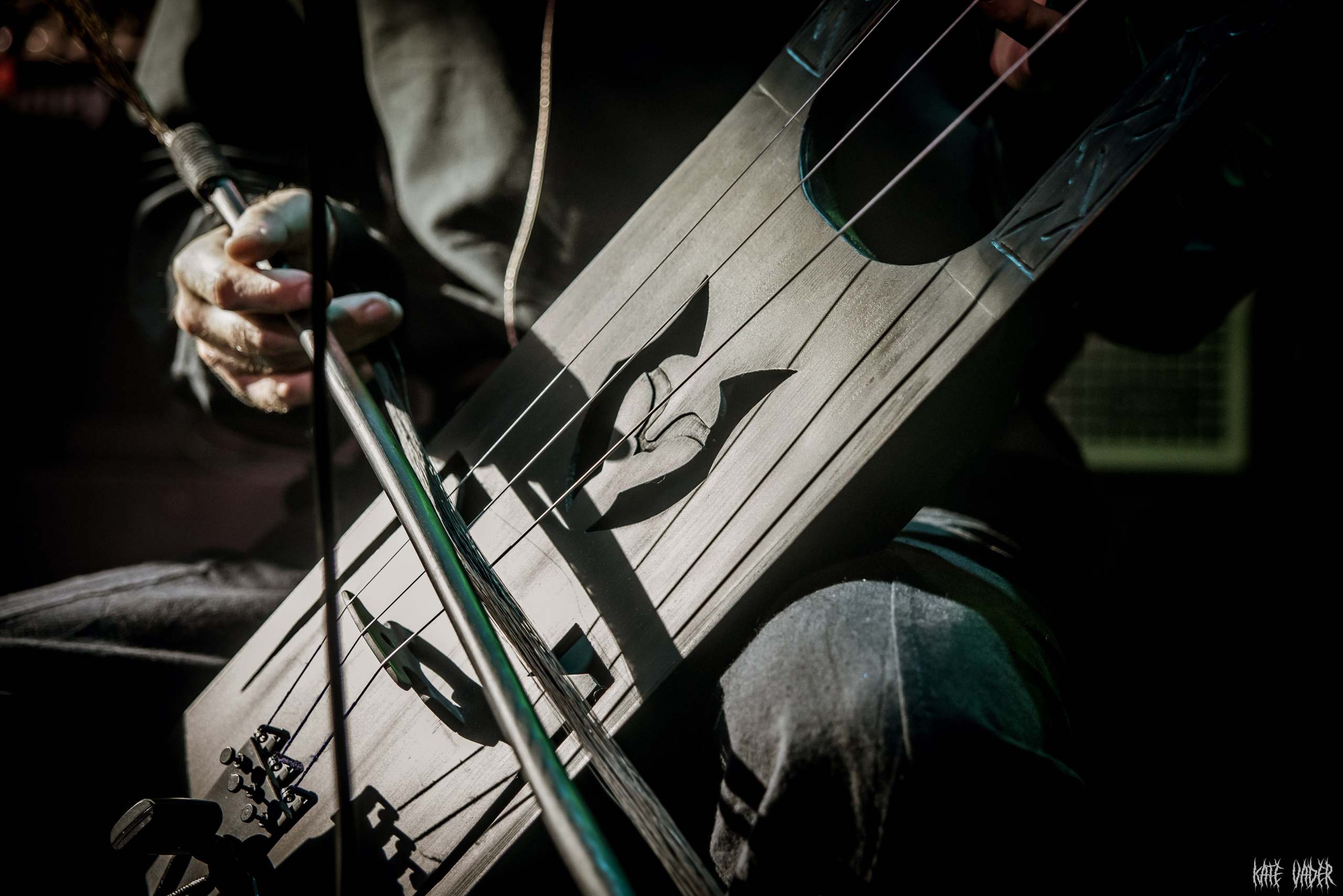 Bjarkan Vidr. Kate Vader|Live Music Photography